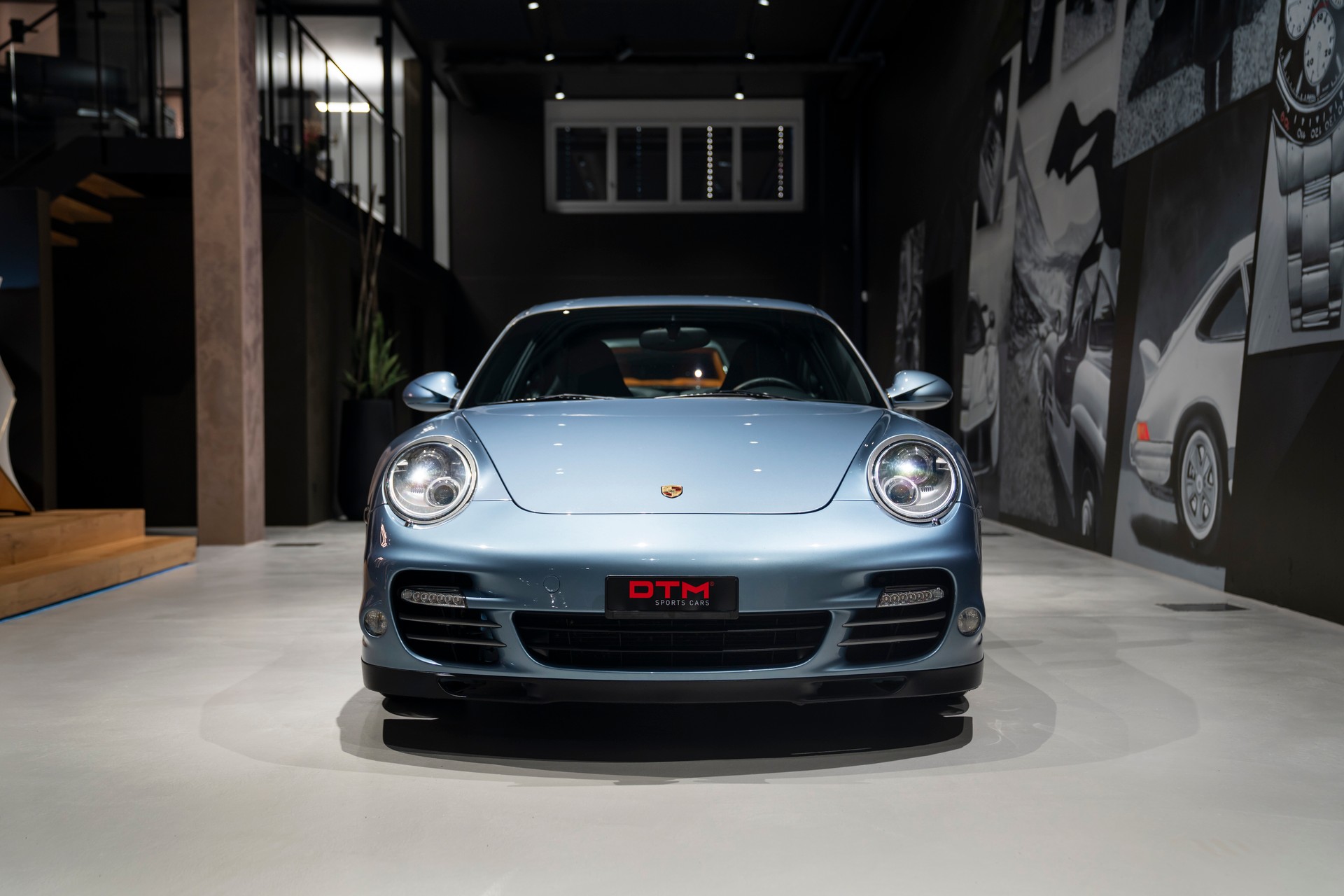 PORSCHE 911 Turbo S PDK-showroom-element-1
