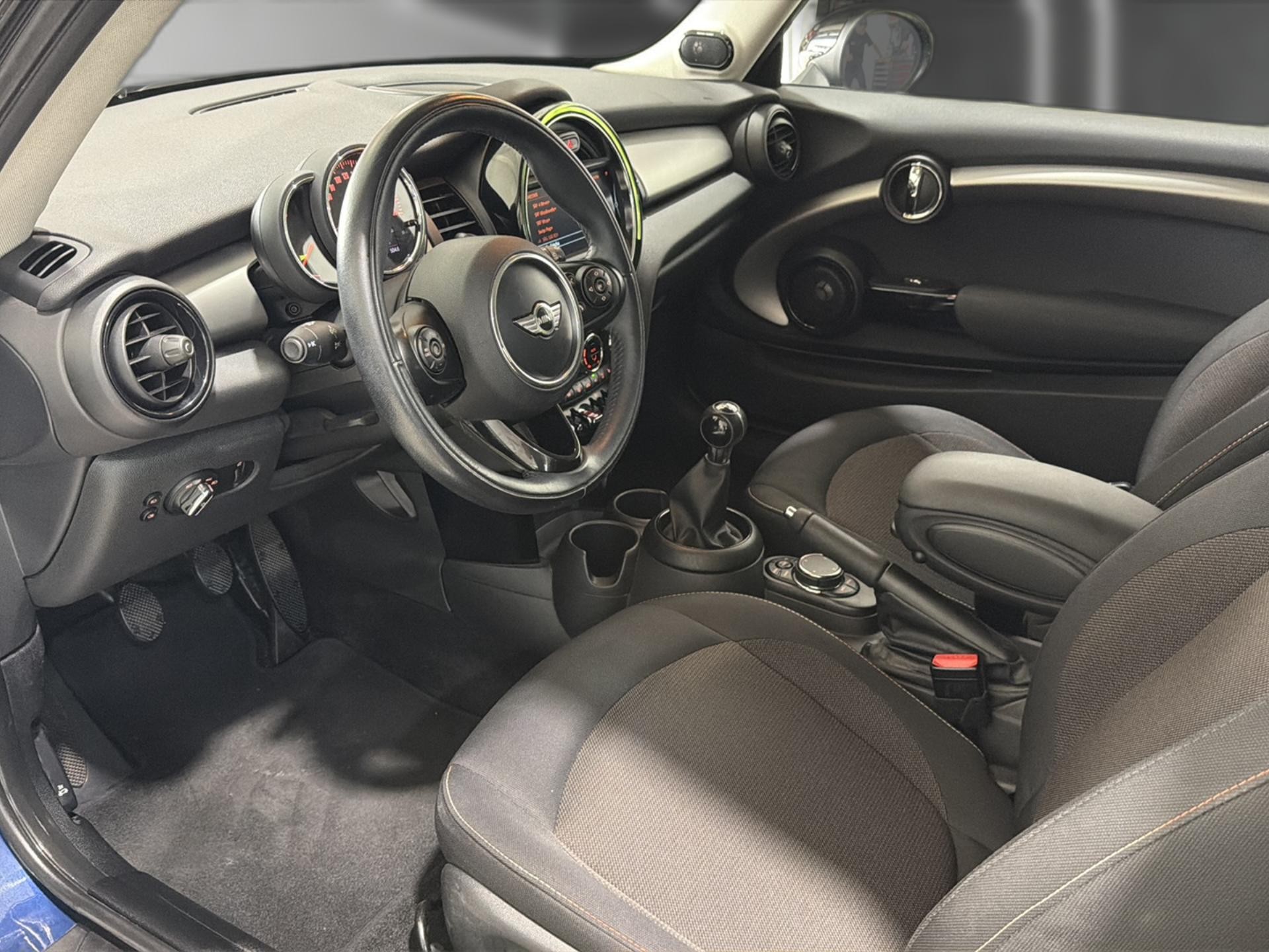 MINI Cooper-image-14