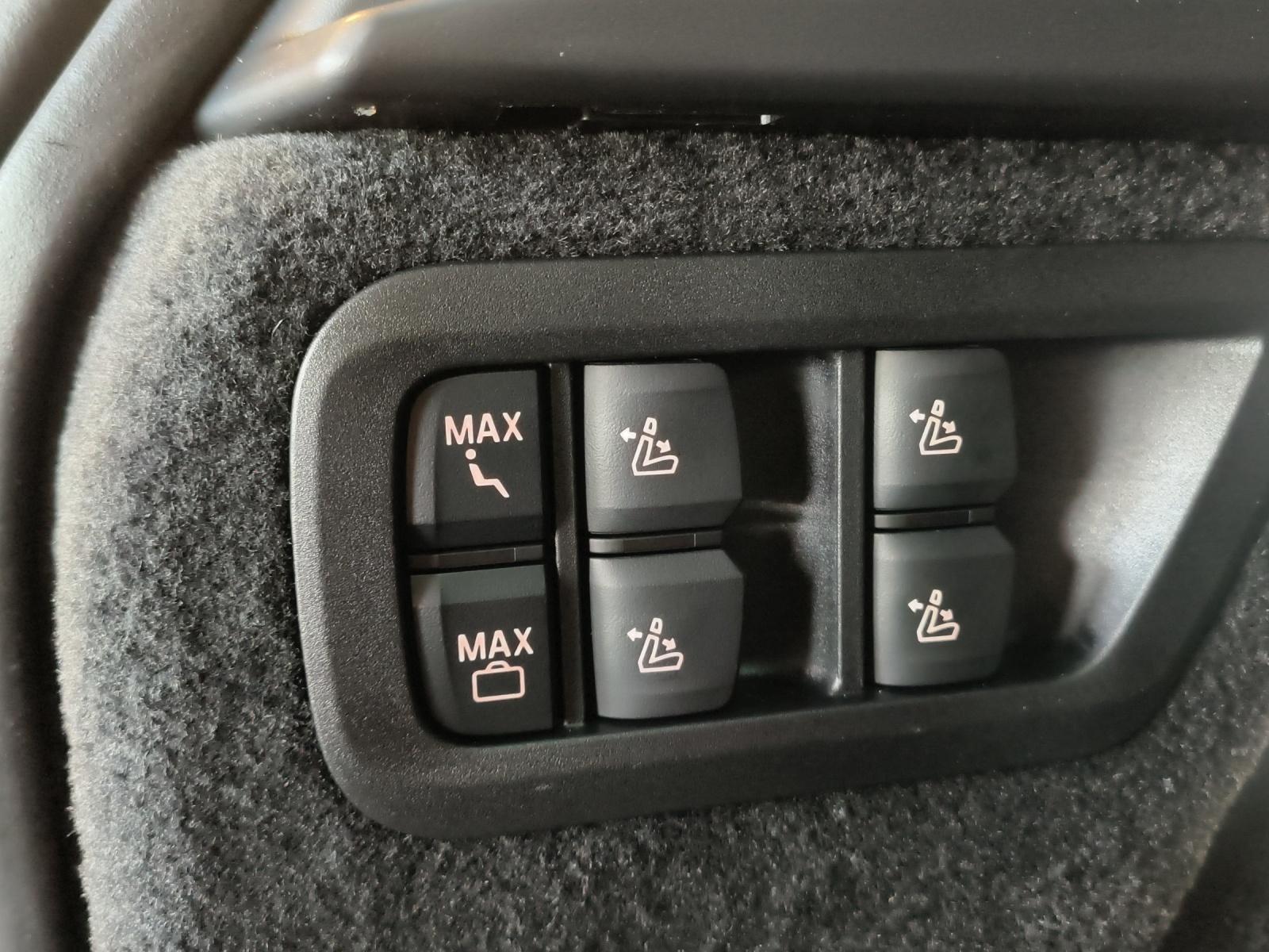 BMW X7 40d xDrive SAG-image-21