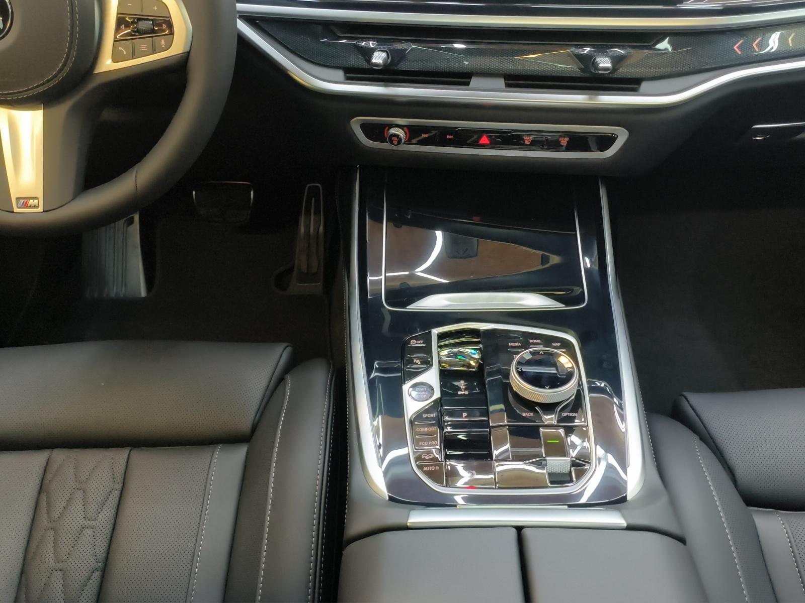 BMW X7 40d xDrive SAG-image-19