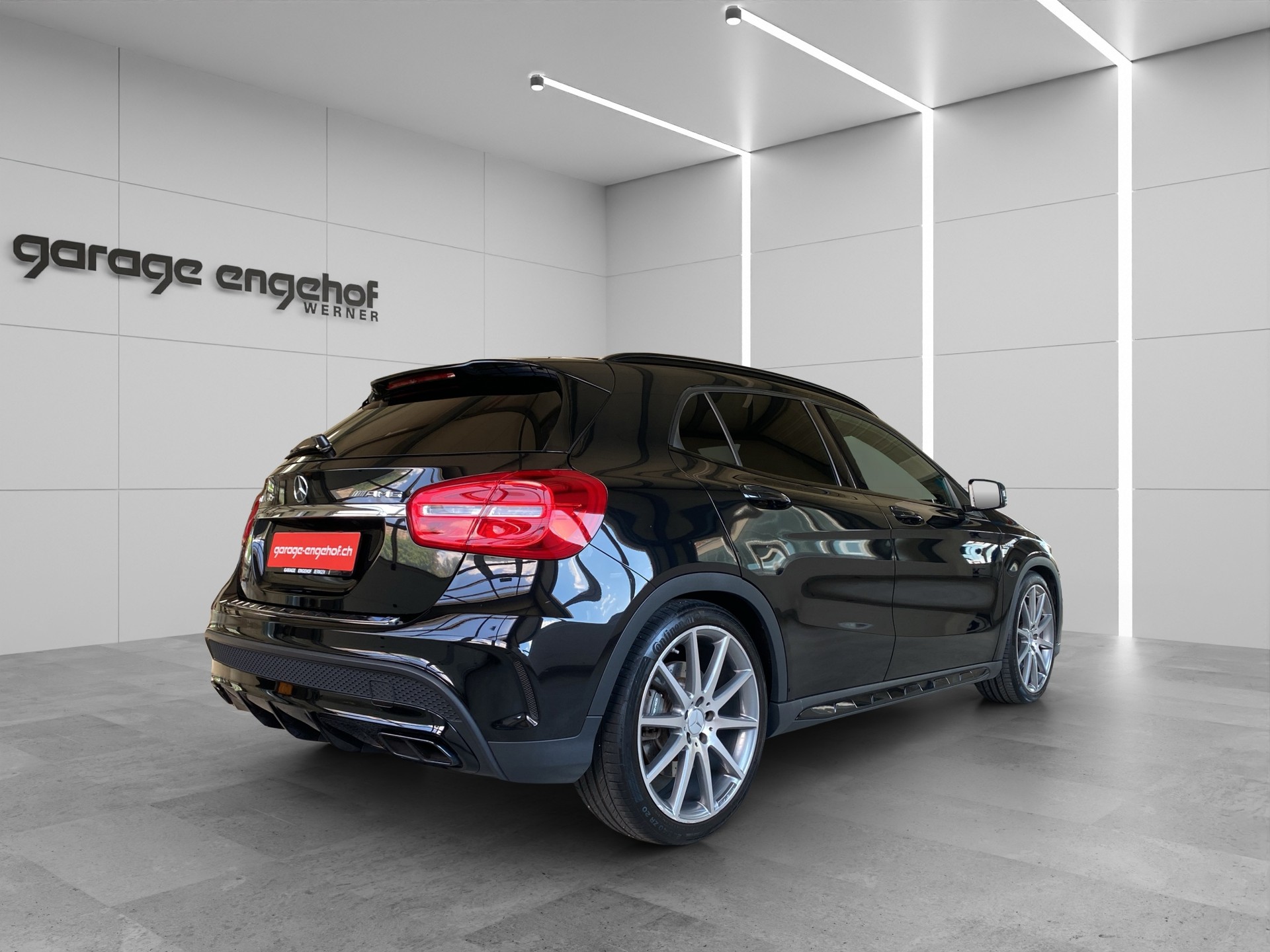 MERCEDES-BENZ GLA 45 AMG 4Matic 7G-DCT-image-6