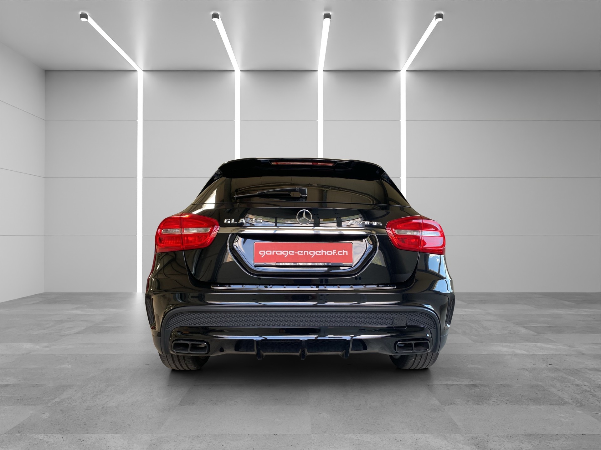 MERCEDES-BENZ GLA 45 AMG 4Matic 7G-DCT-image-4