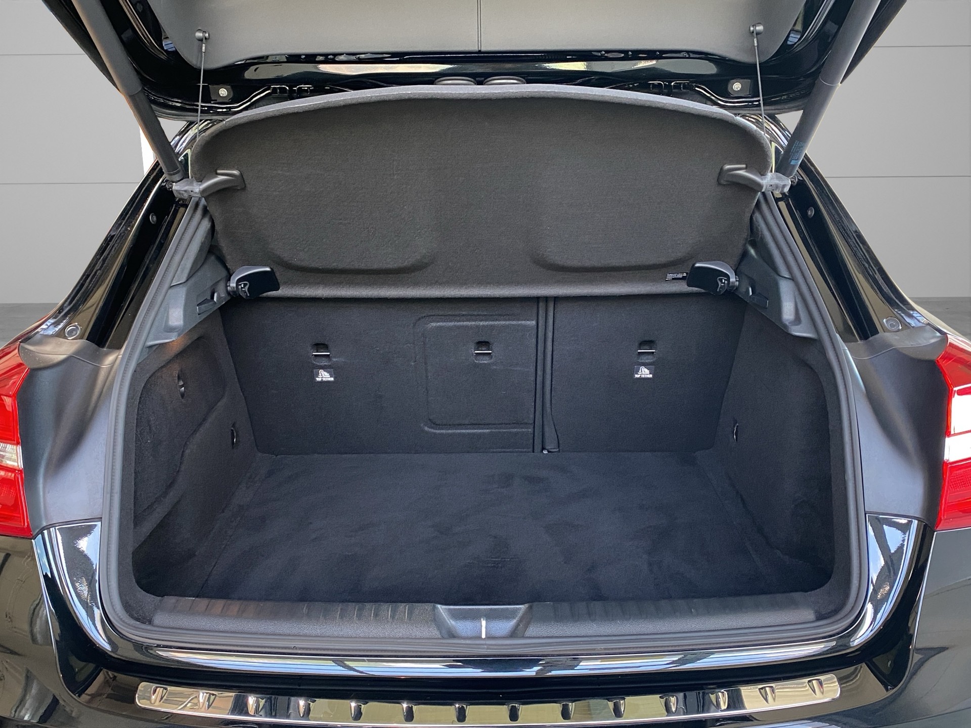 MERCEDES-BENZ GLA 45 AMG 4Matic 7G-DCT-image-5