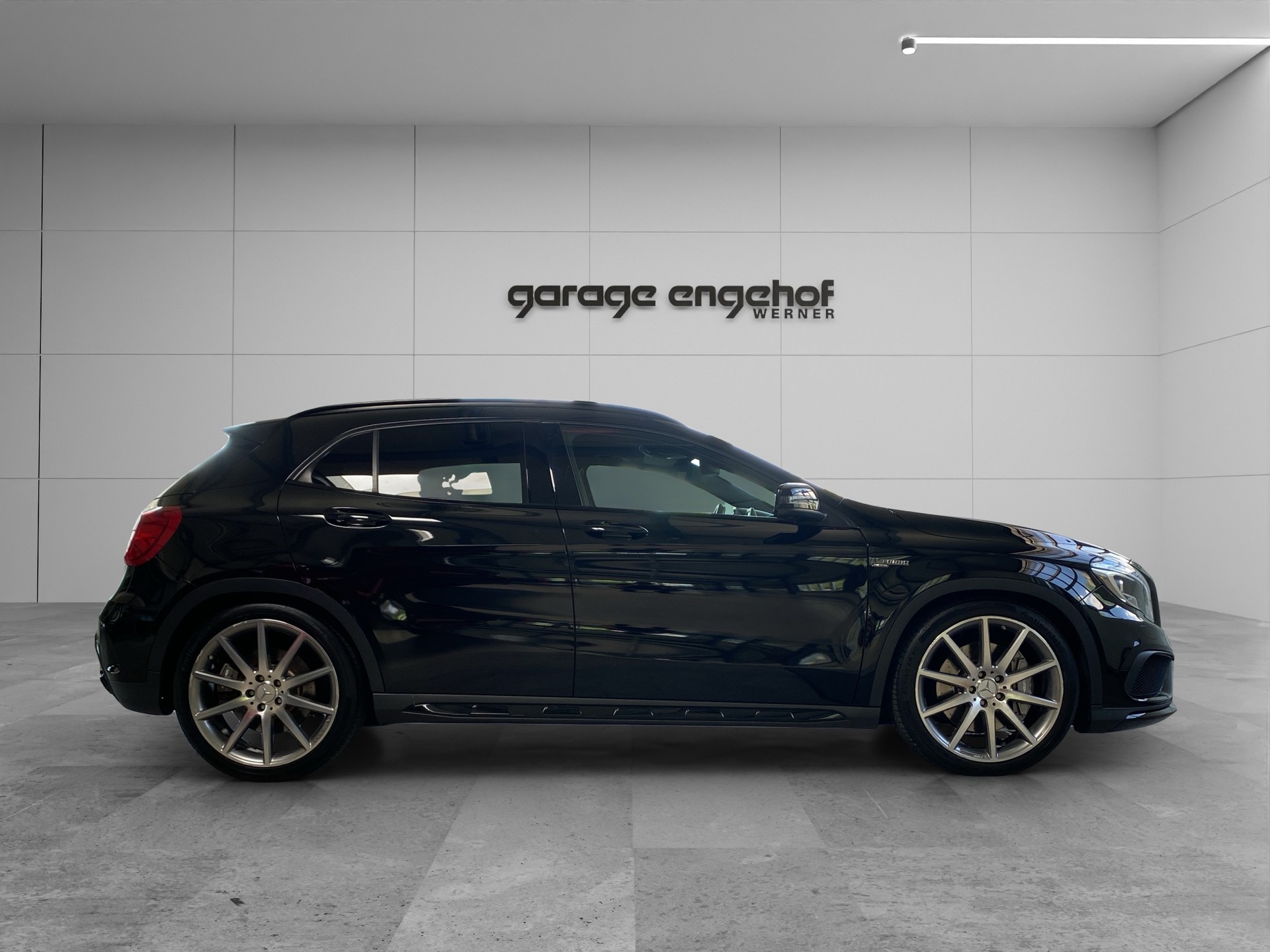 MERCEDES-BENZ GLA 45 AMG 4Matic 7G-DCT-image-7