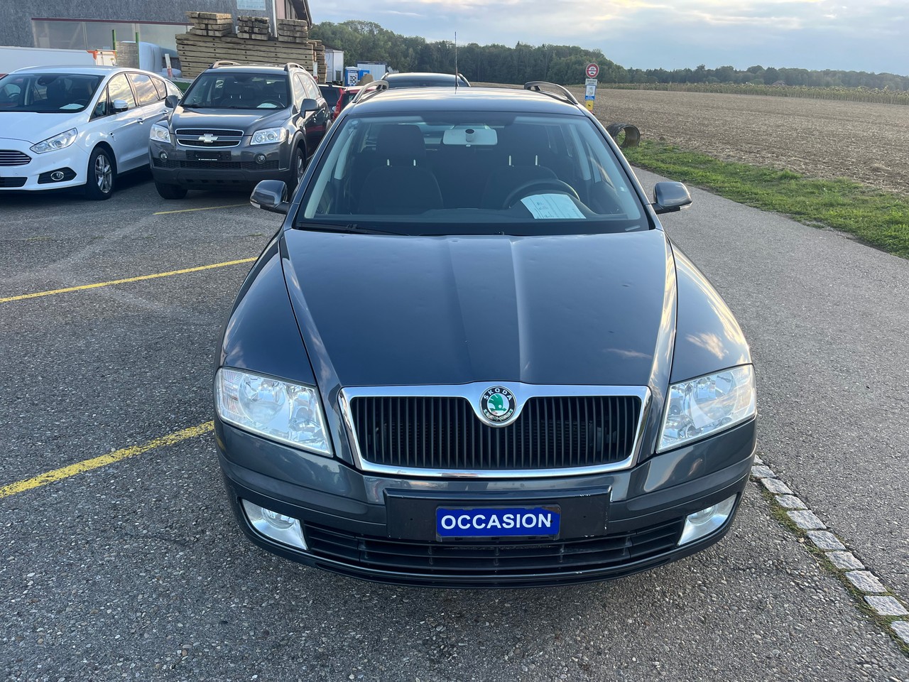 SKODA Octavia 2.0 FSI Swiss Ice Hockey 4x4-image-3