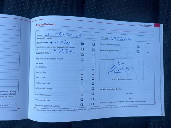 SKODA Octavia 2.0 FSI Swiss Ice Hockey 4x4-image-14