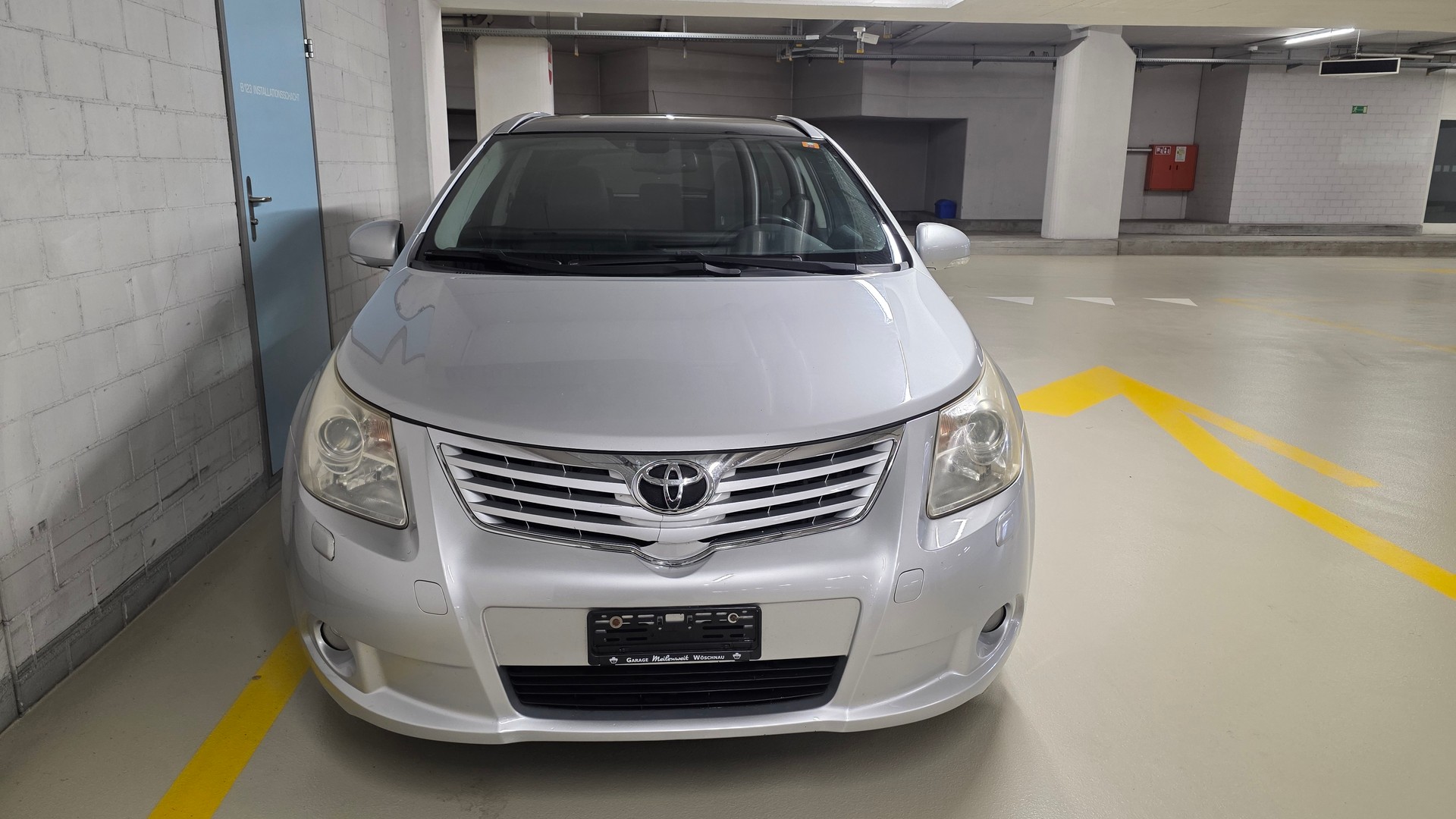 TOYOTA Avensis Sportswagon 2.2D-CAT Linea Sol Premium-image-7