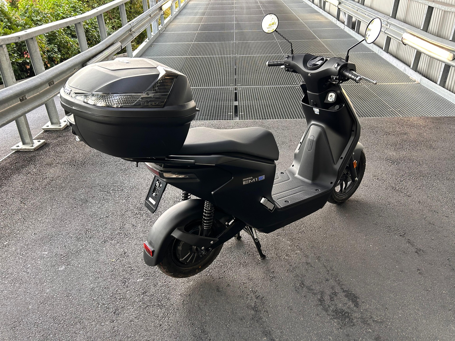 HONDA EM1-E-image-3