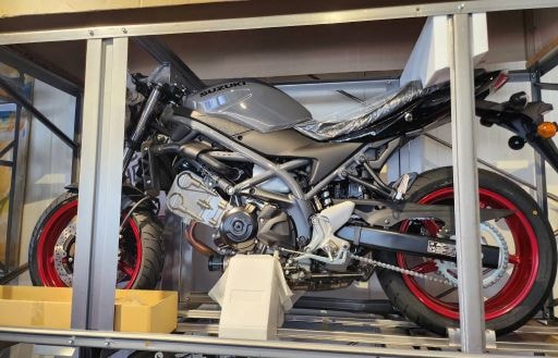 SUZUKI SV 650 A-image-2