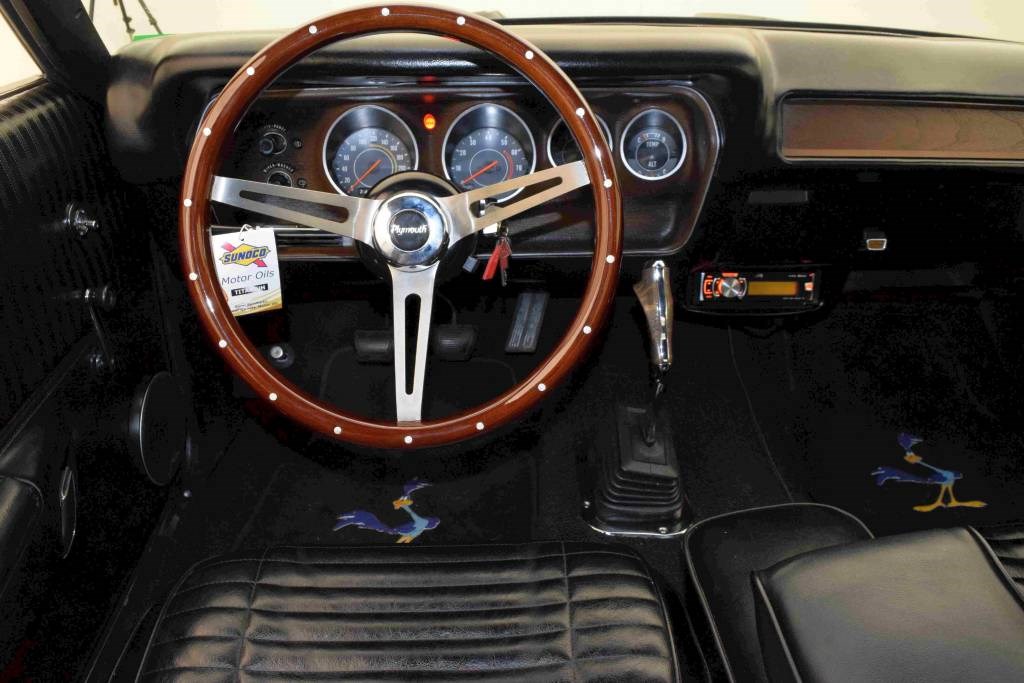 PLYMOUTH Roadrunner 440 SIX Pack-image-9