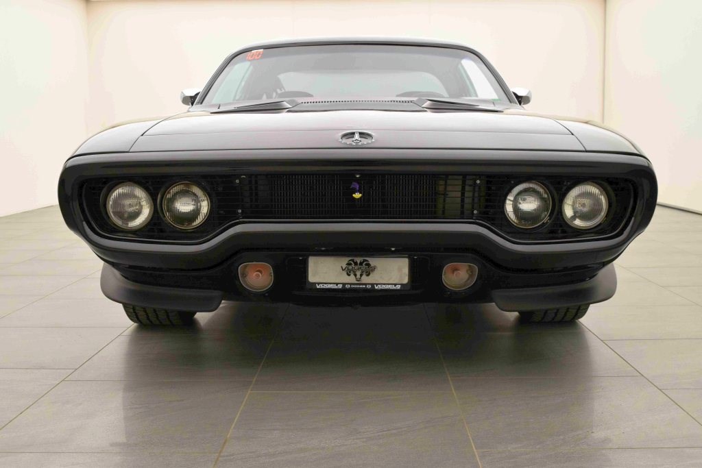 PLYMOUTH Roadrunner 440 SIX Pack-showroom-element-1