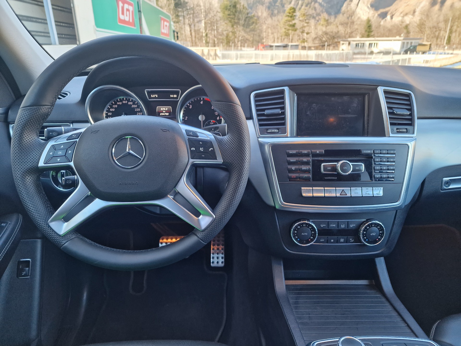 MERCEDES-BENZ ML 350 BlueTEC Executive 4Matic 7G-Tronic-image-16