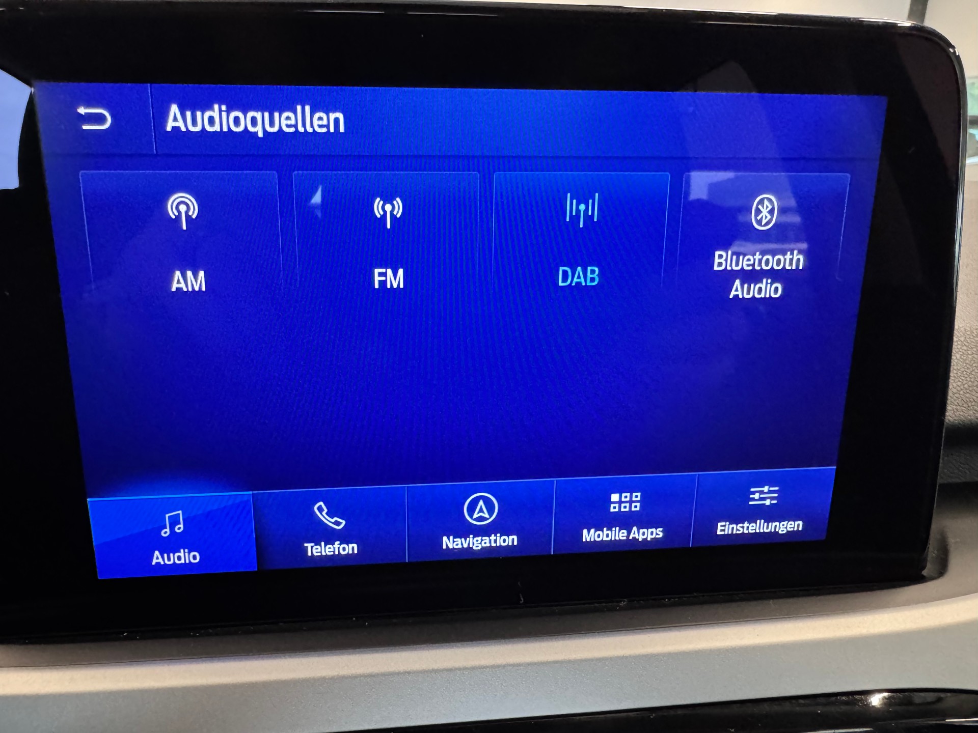 FORD Kuga 2.0 TDCi EcoBlue Cool & Connect 4WD-image-17
