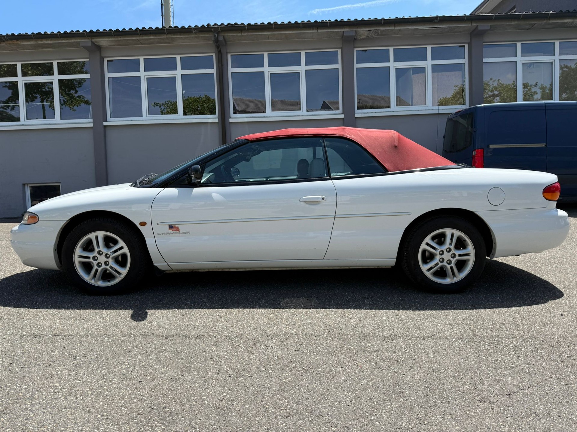 CHRYSLER Stratus 2.5 V6 LX Cabrio-image-10