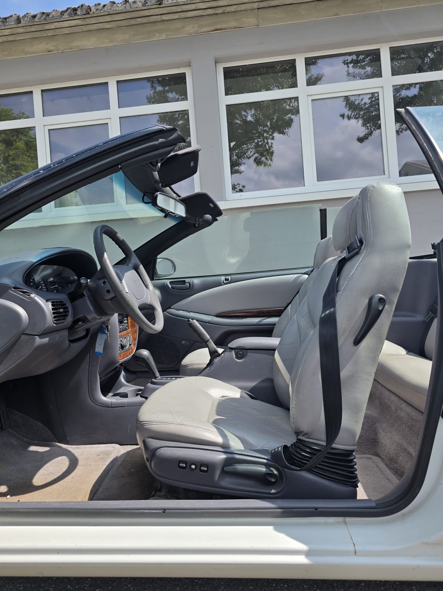 CHRYSLER Stratus 2.5 V6 LX Cabrio-image-7