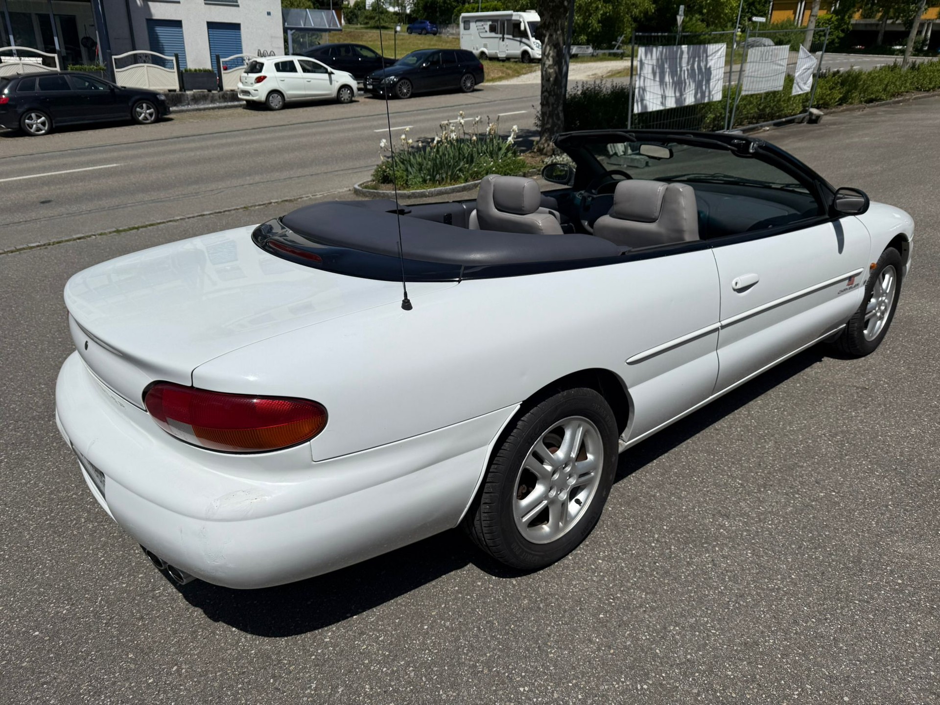 CHRYSLER Stratus 2.5 V6 LX Cabrio-image-15