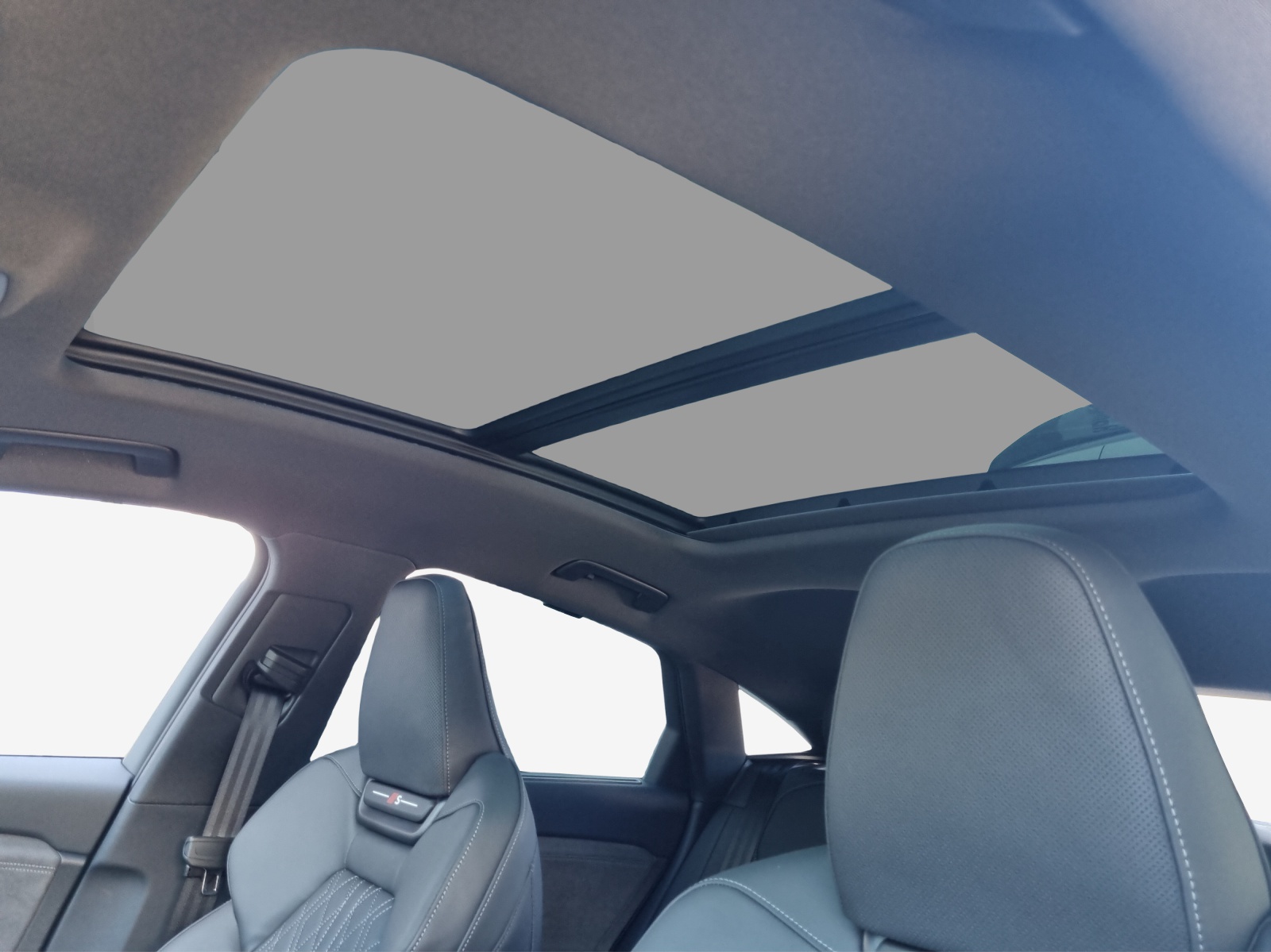 AUDI SQ6 Sportback e-tron quattro-image-14