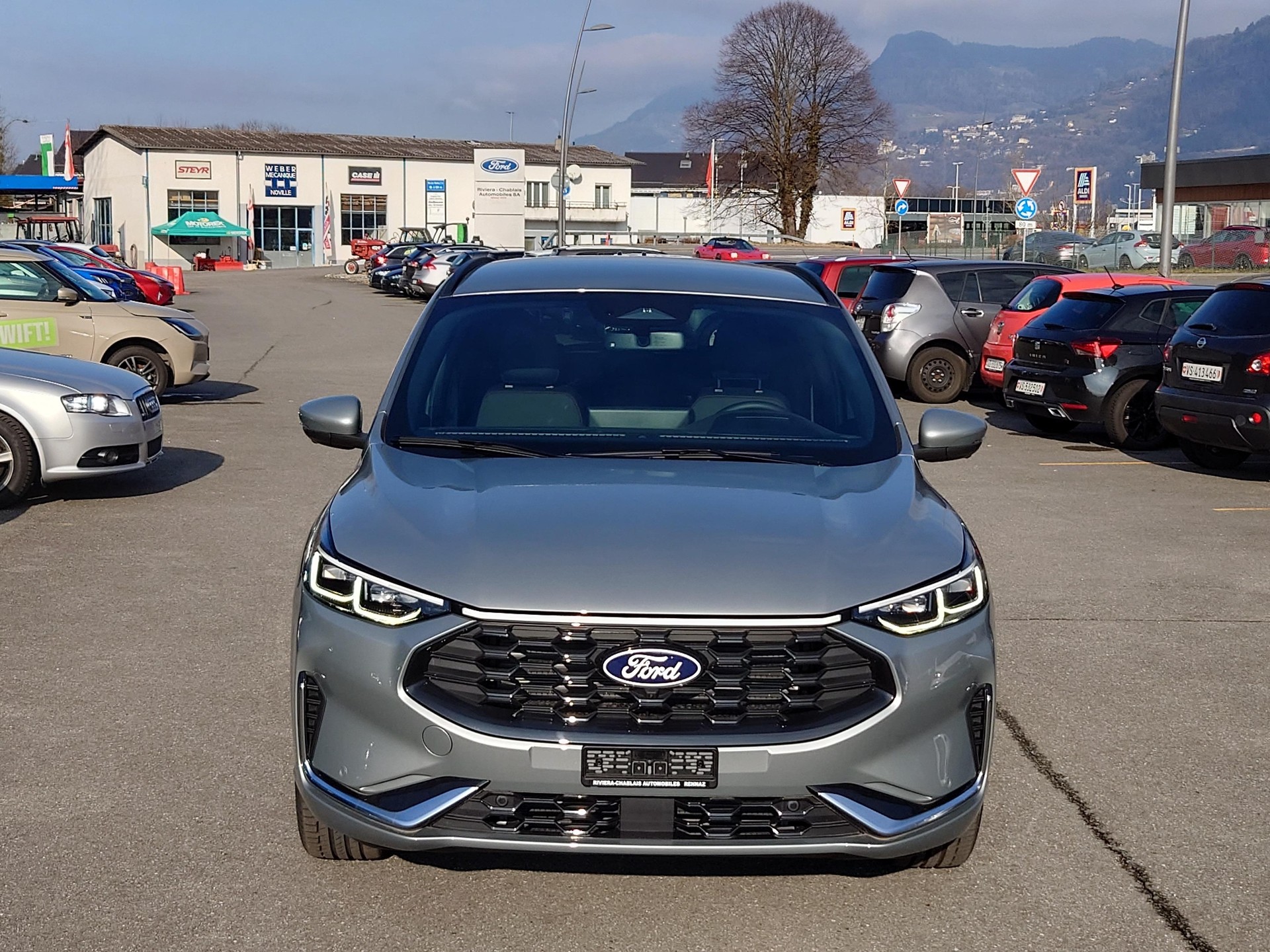 FORD Kuga 2.5 Plug-in Hybrid ST-Line X-showroom-element-3
