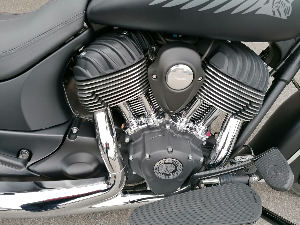 INDIAN Chief Dark Horse 111-image-6