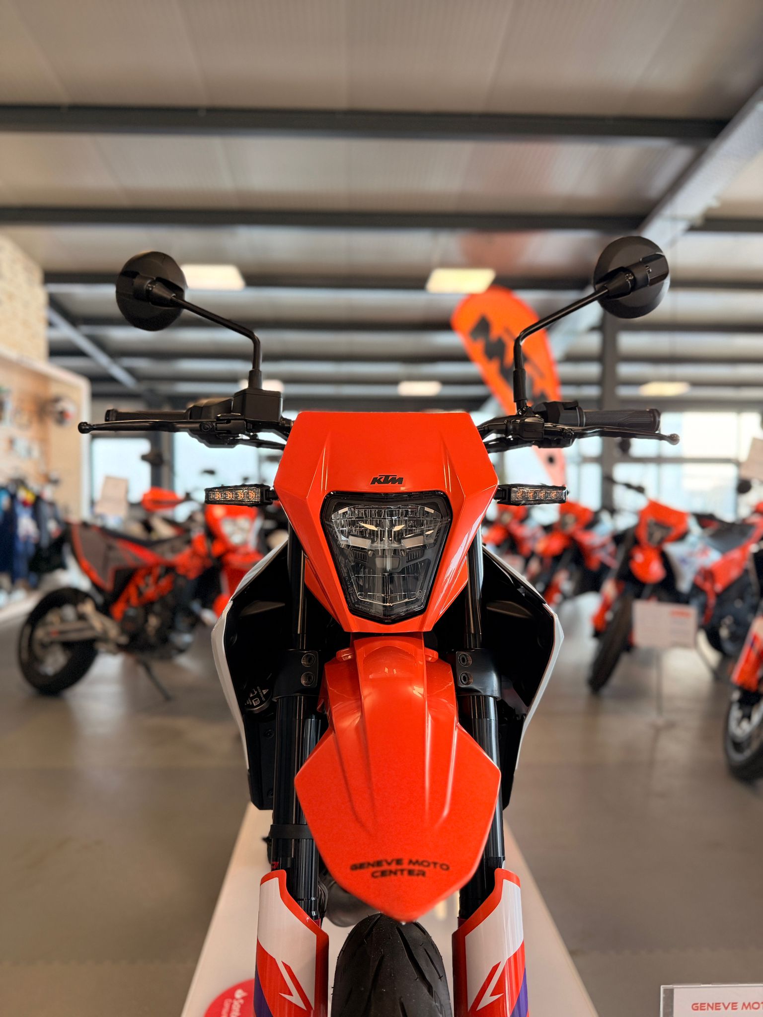 KTM 390 SMC R 2026-image-1