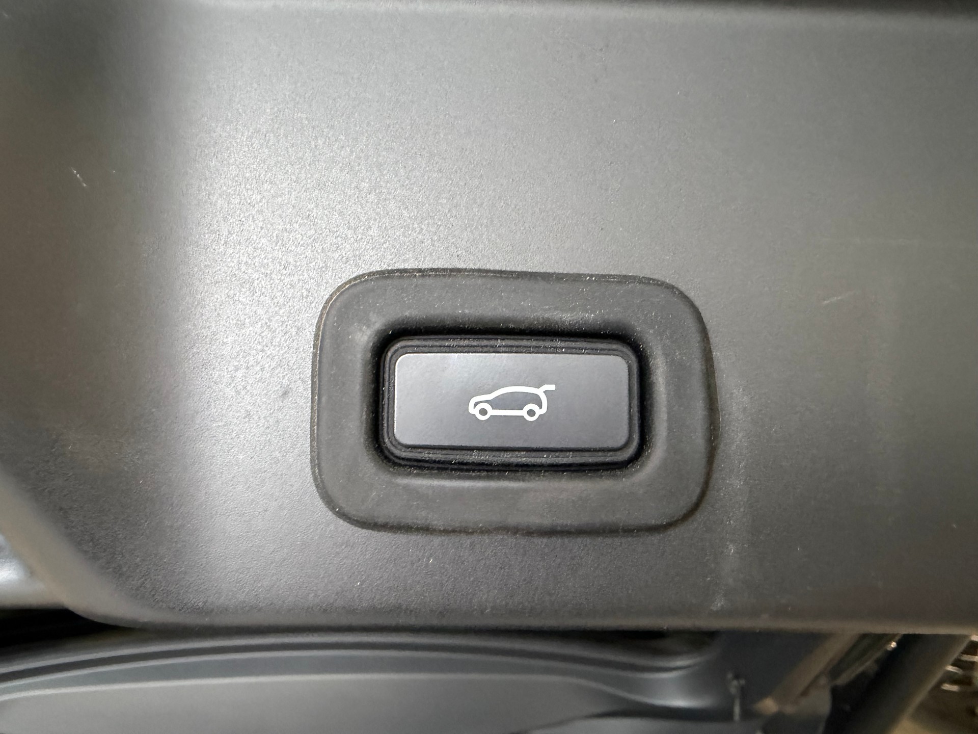 LAND ROVER Range Rover Evoque R-Dynamic D 200 S-image-23