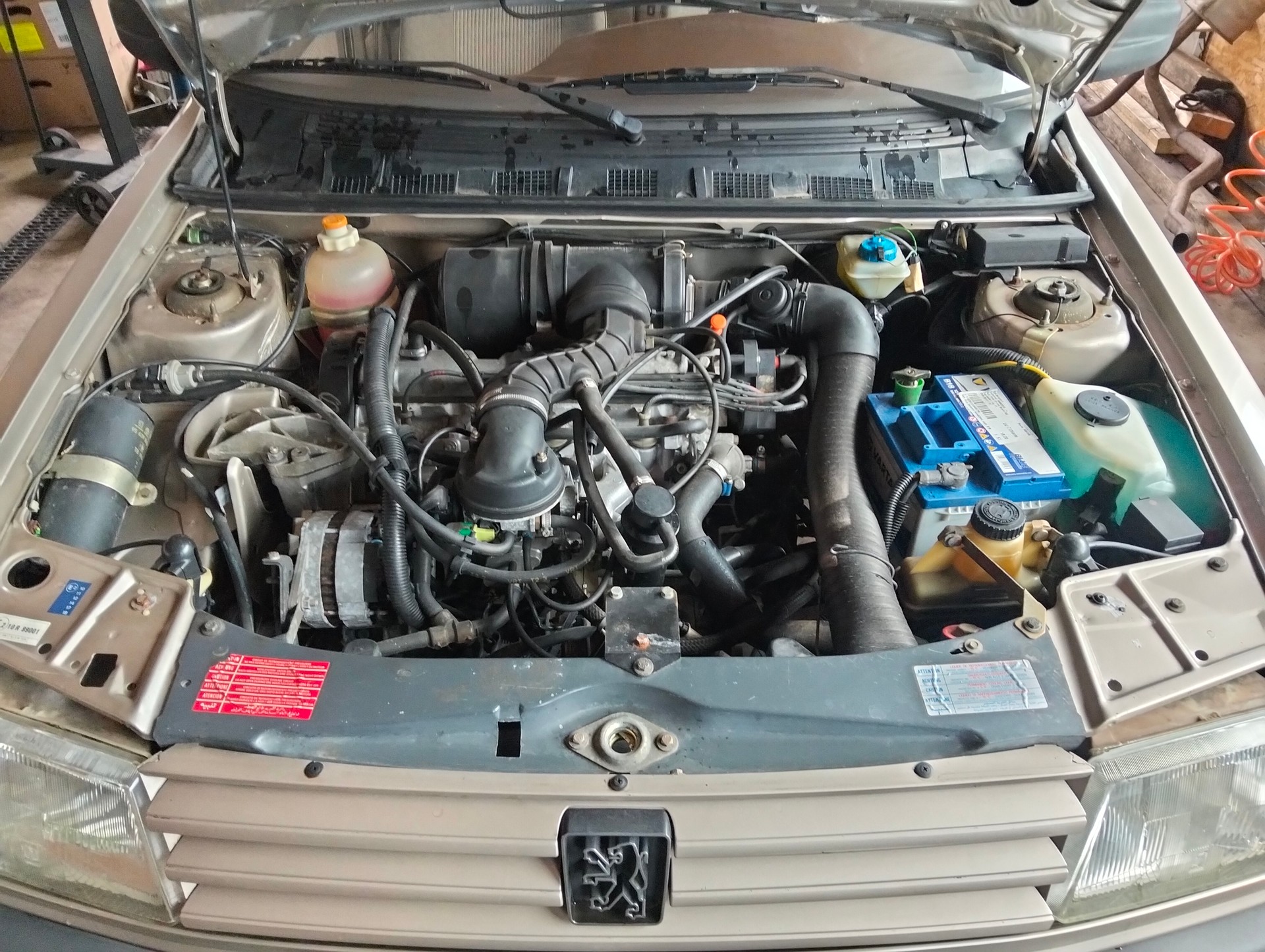 PEUGEOT 309 1.6 Flair-image-6