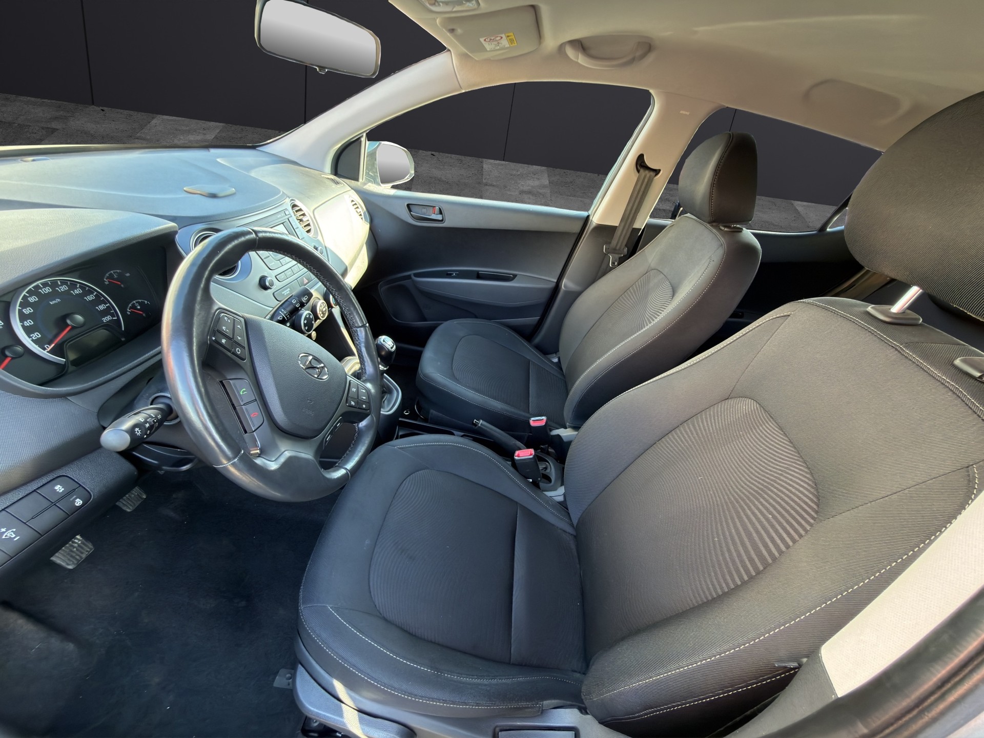 HYUNDAI i10 1.0 Origo-image-8