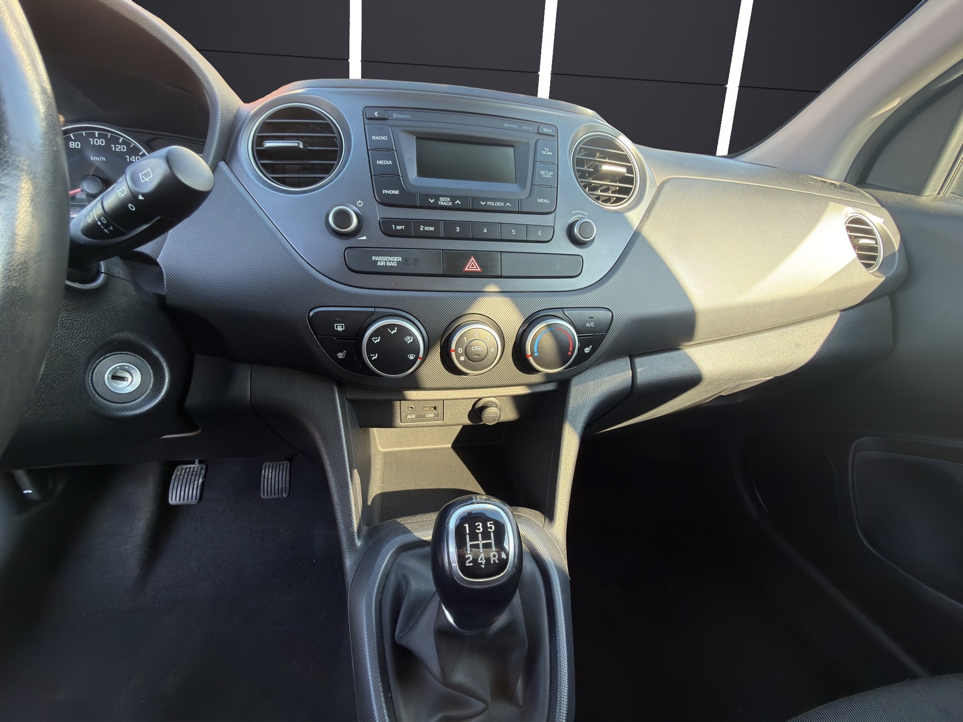 HYUNDAI i10 1.0 Origo-image-12