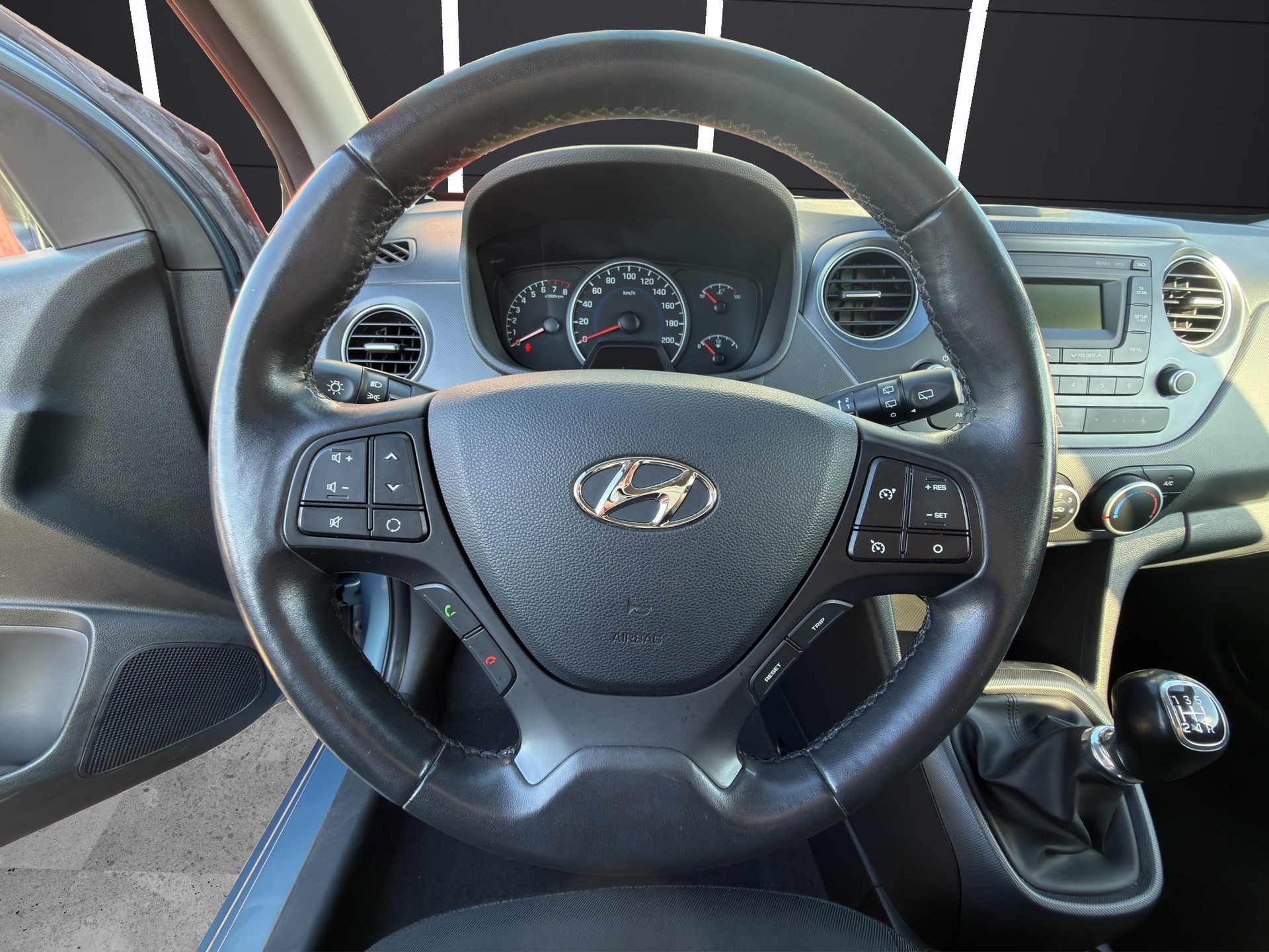 HYUNDAI i10 1.0 Origo-image-9