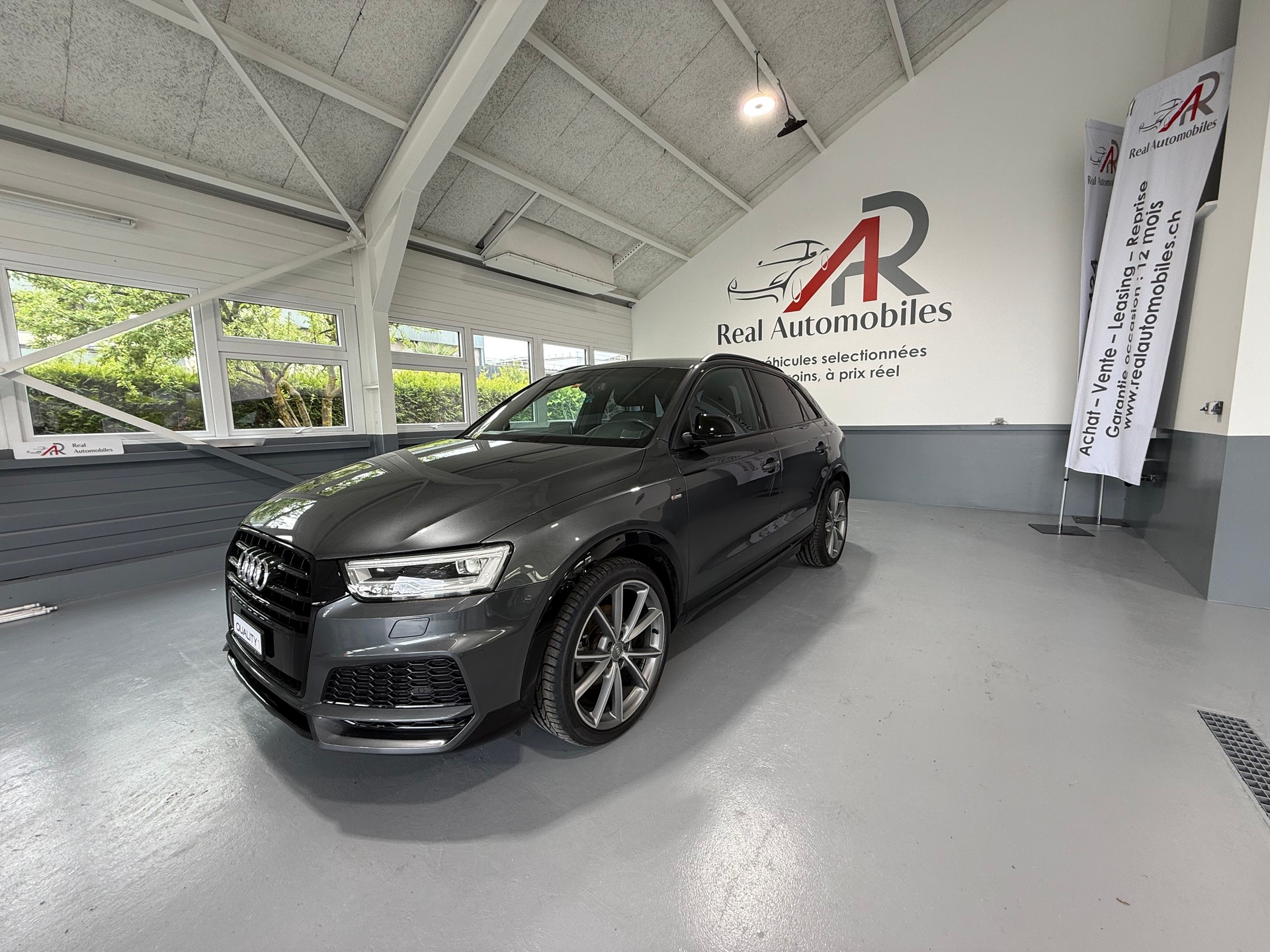 AUDI Q3 1.4 TFSI ultra sport CH🇨🇭