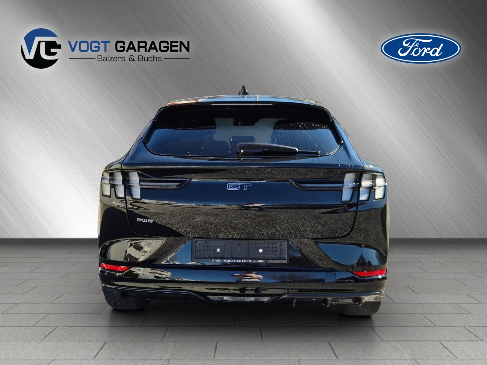 FORD Mustang Mach-E Extended GT AWD-image-4
