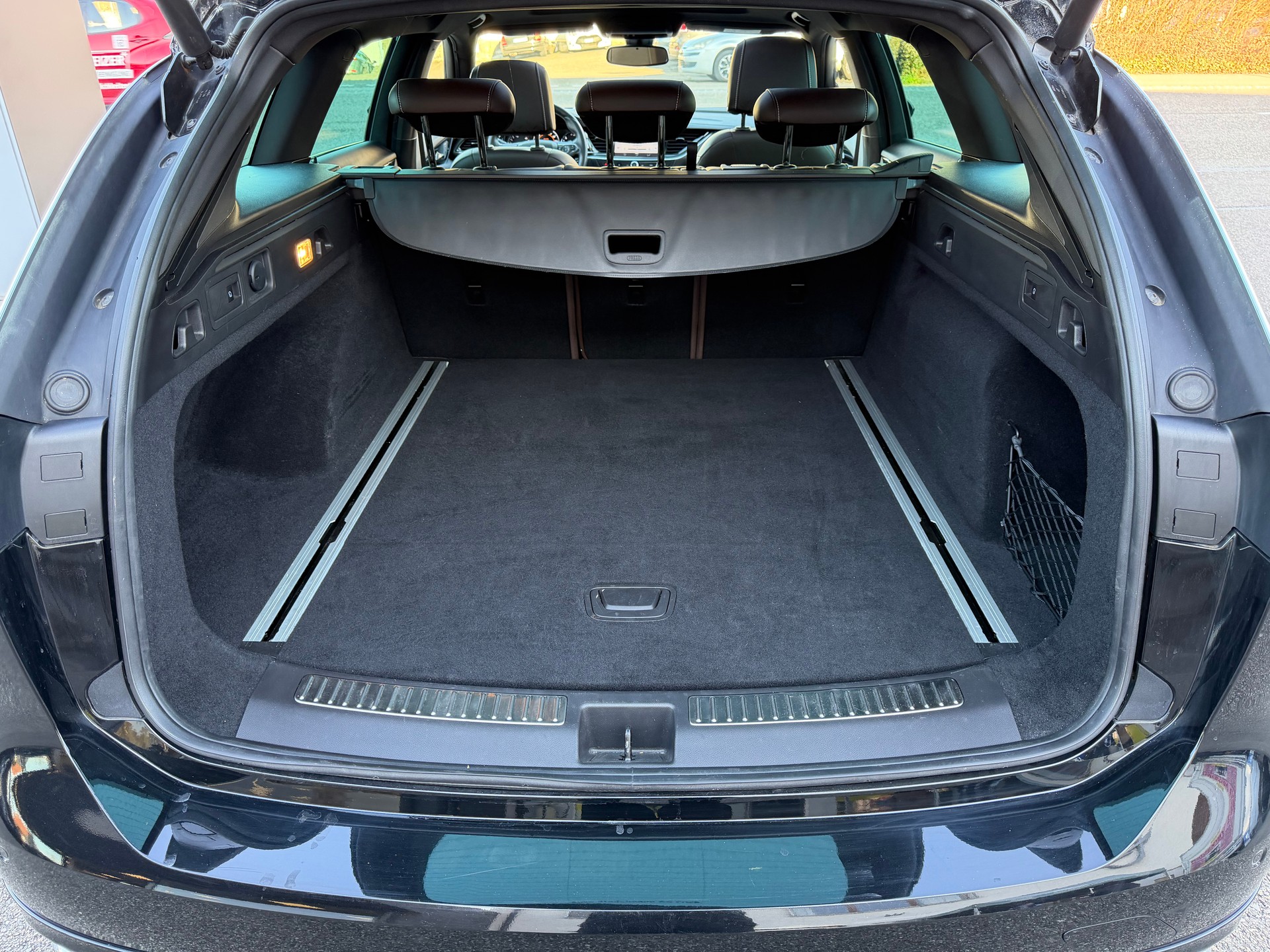 OPEL Insignia Sports Tourer OPC-Line 4x4-image-6