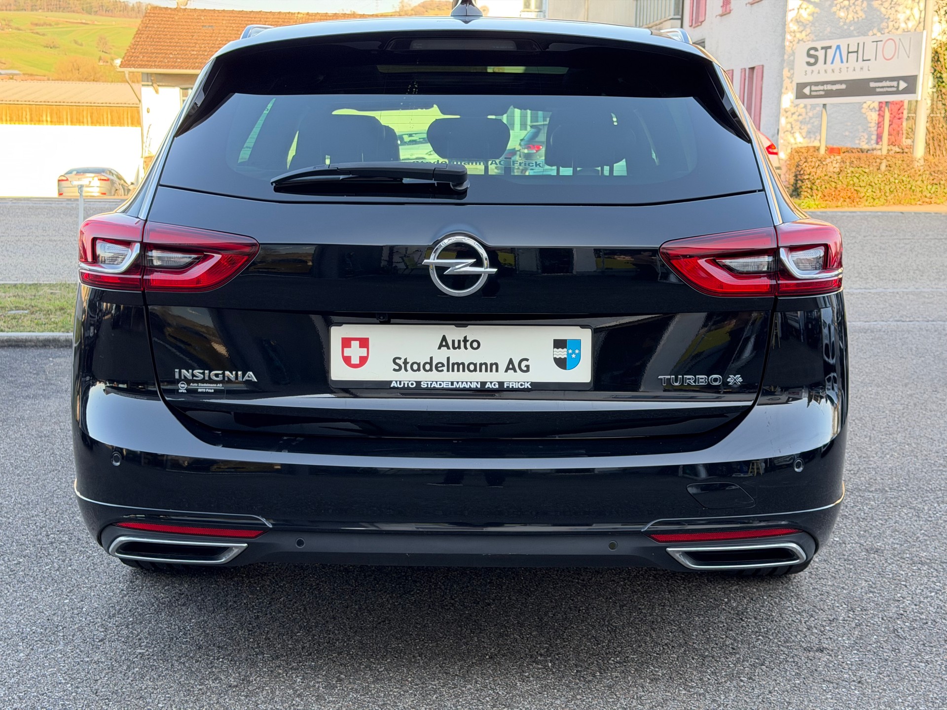 OPEL Insignia Sports Tourer OPC-Line 4x4-image-5