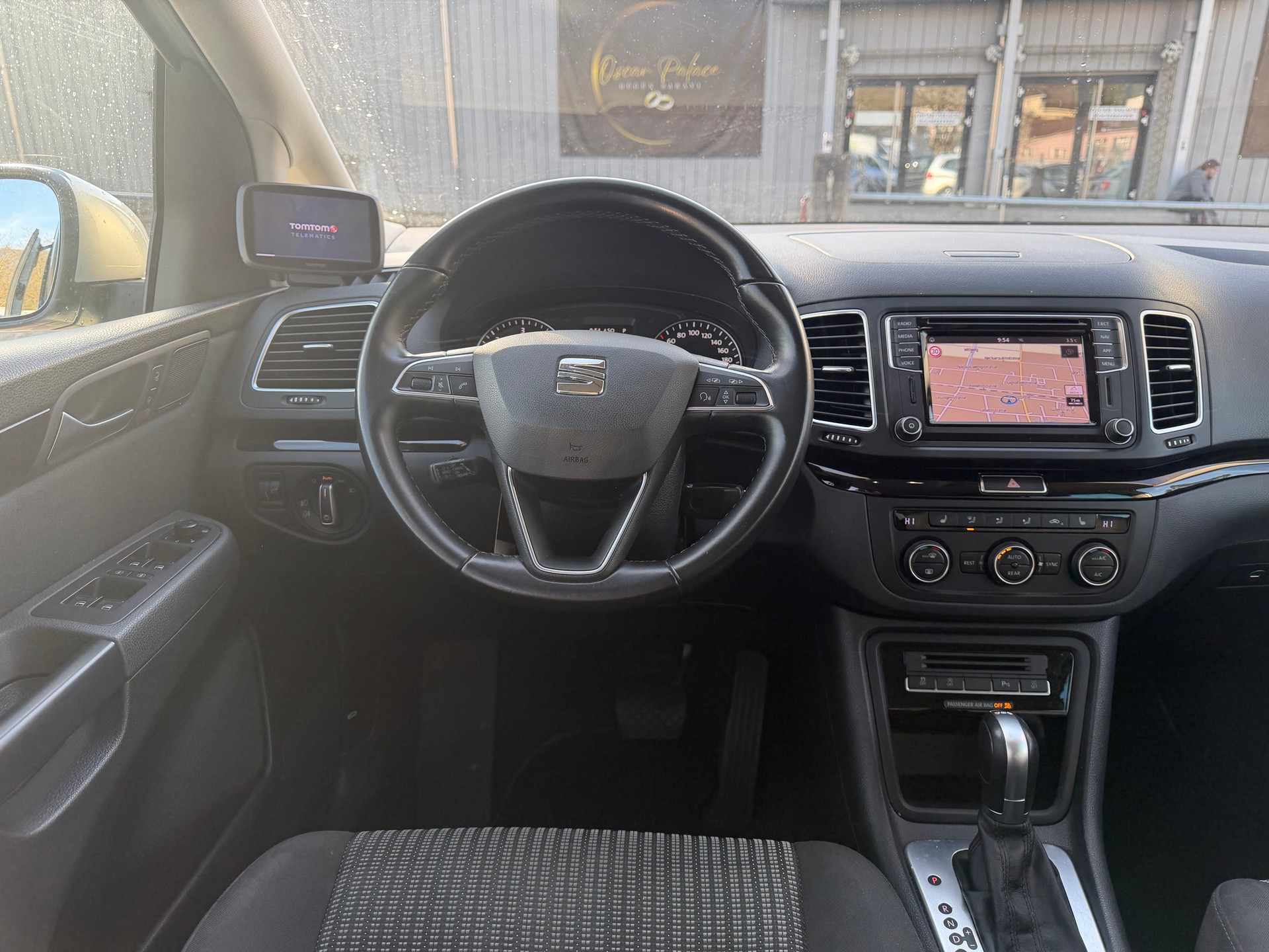 SEAT Alhambra 2.0 TDI DSG Style * Gr. Navi * Xenon * Klima-auto * Tempomat * PDC V&H-RF-Kamera * Ab MFK 03.2025-image-3