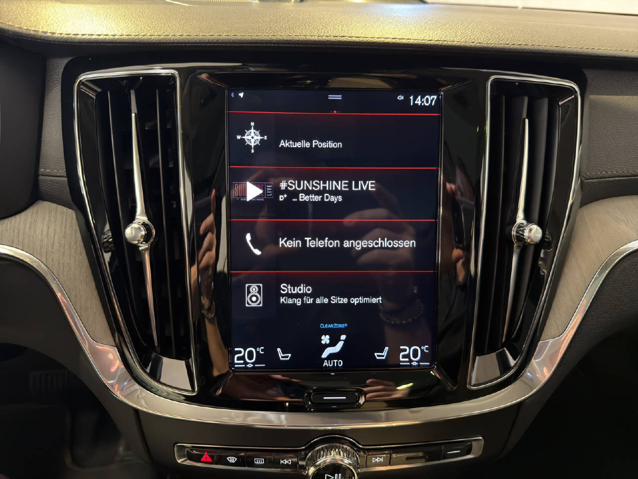 VOLVO V60 2.0 T6 Inscription AWD-image-11