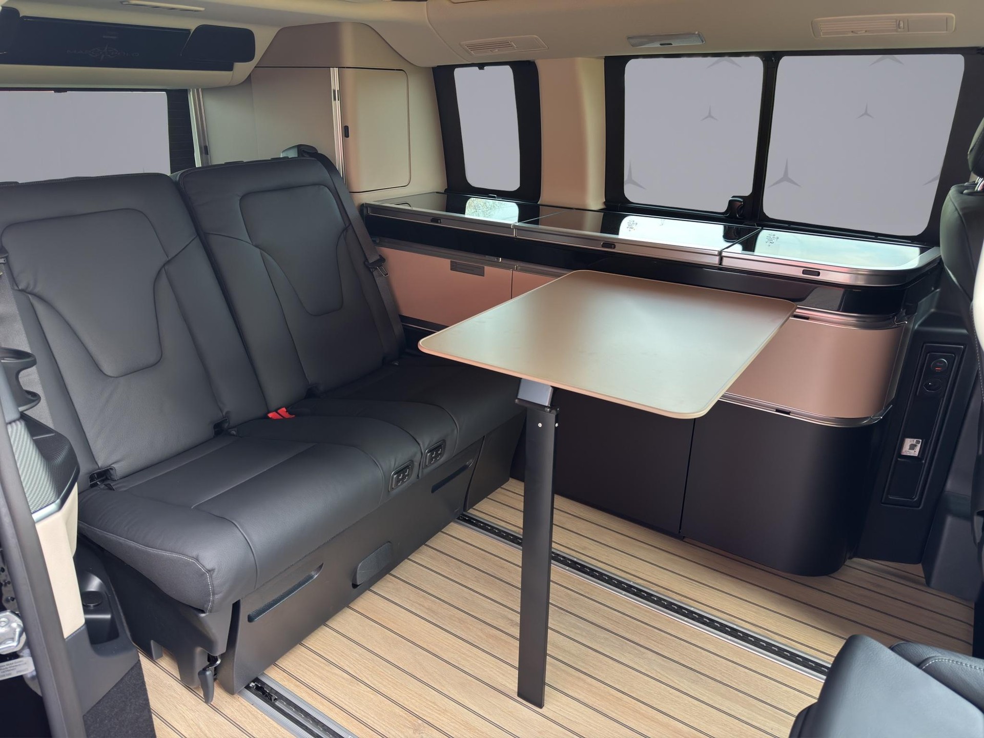 MERCEDES-BENZ Marco Polo 300 d-image-14