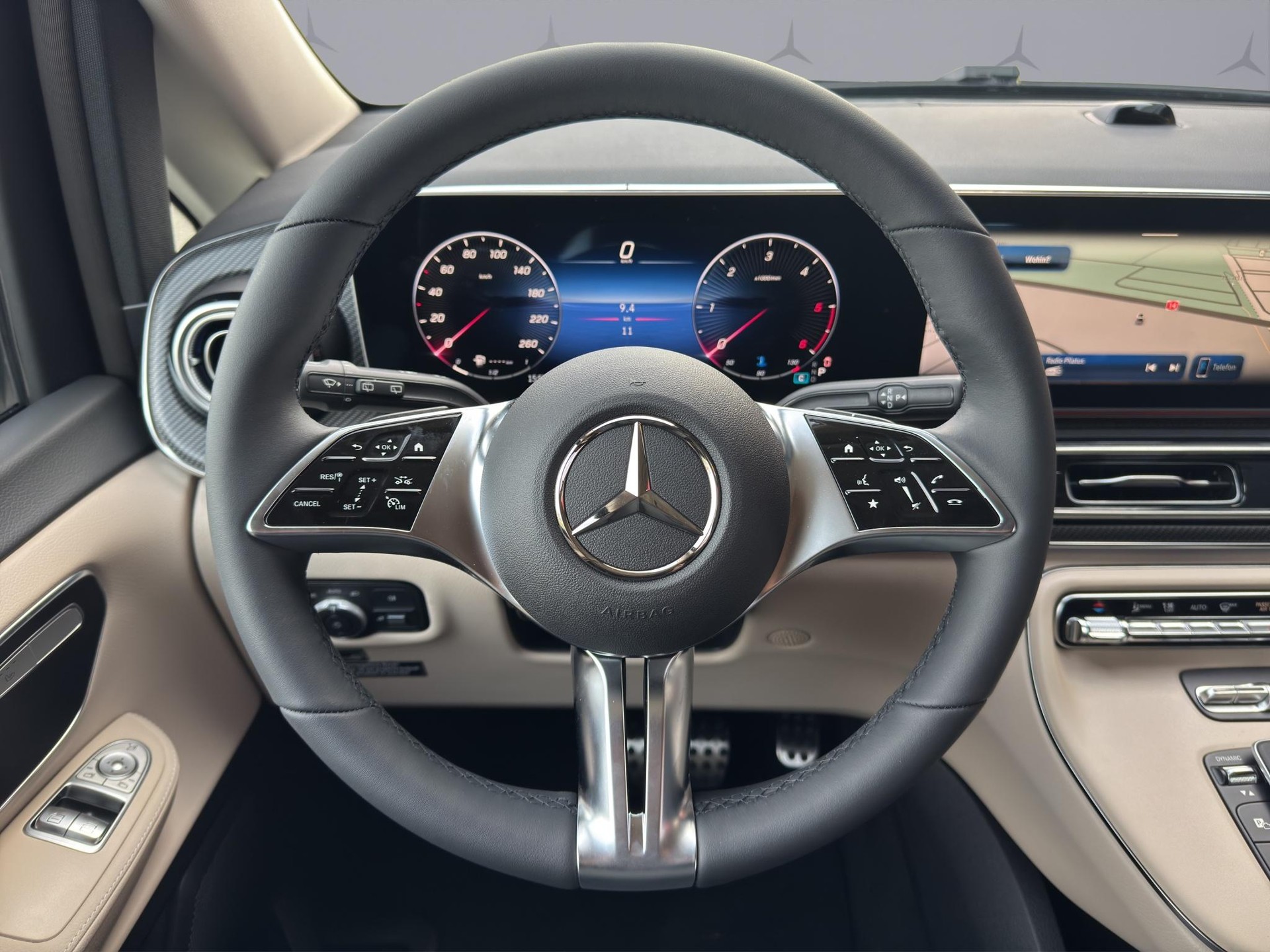 MERCEDES-BENZ Marco Polo 300 d-image-12