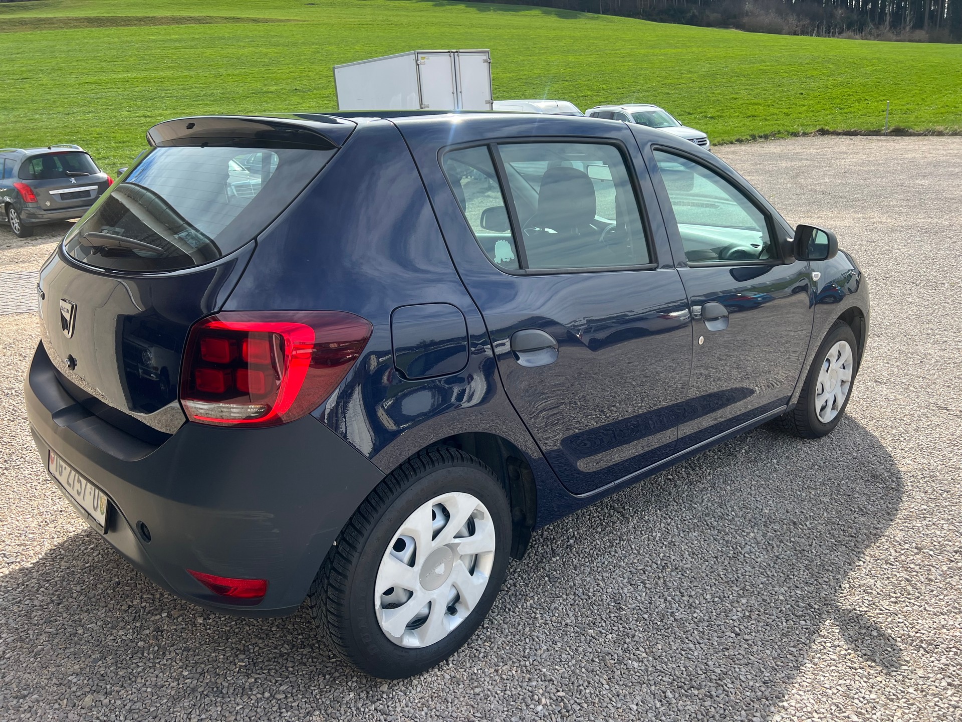 DACIA Sandero 1.0 Lauréate-image-2