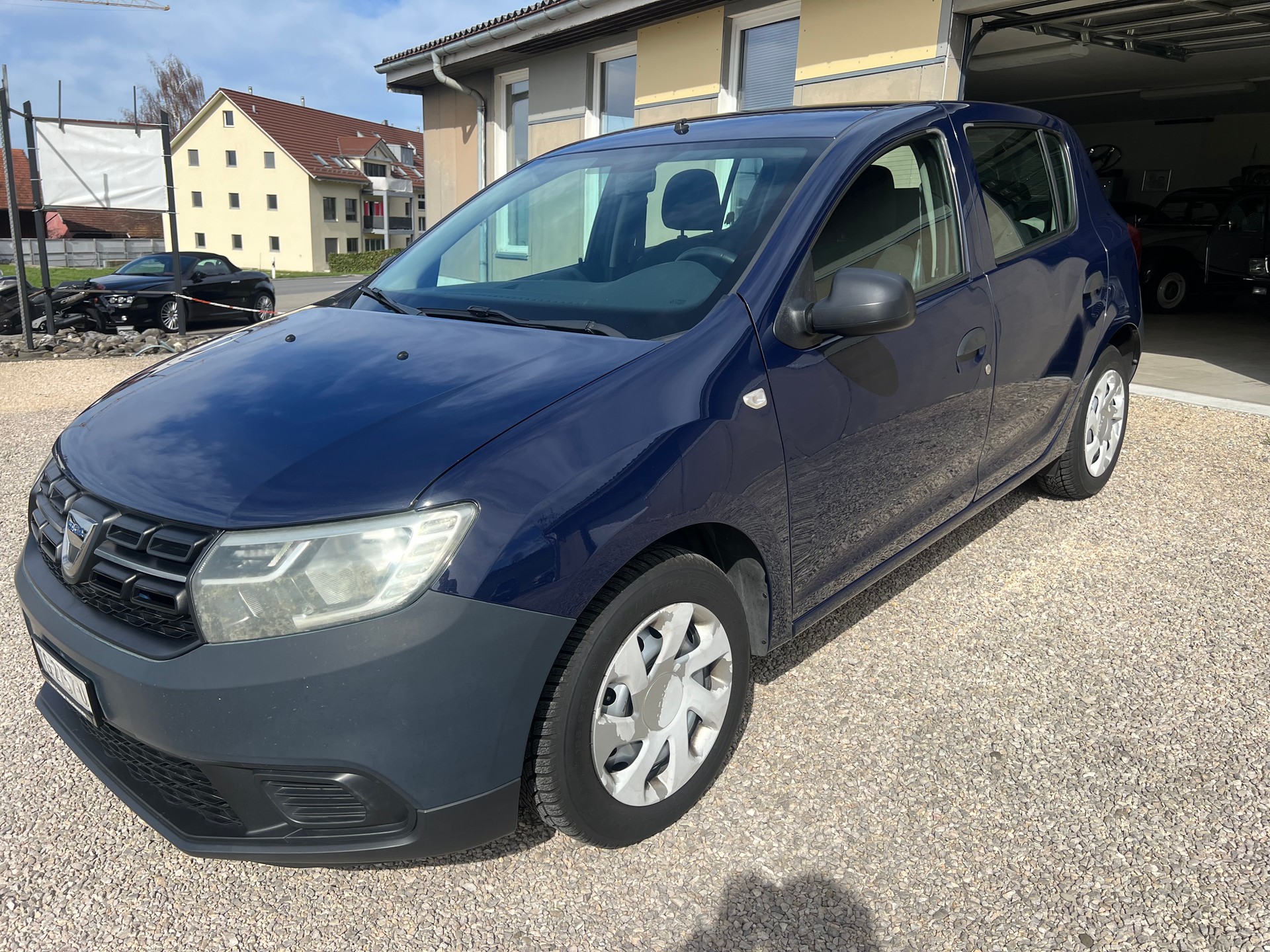DACIA Sandero 1.0 Lauréate-image-1