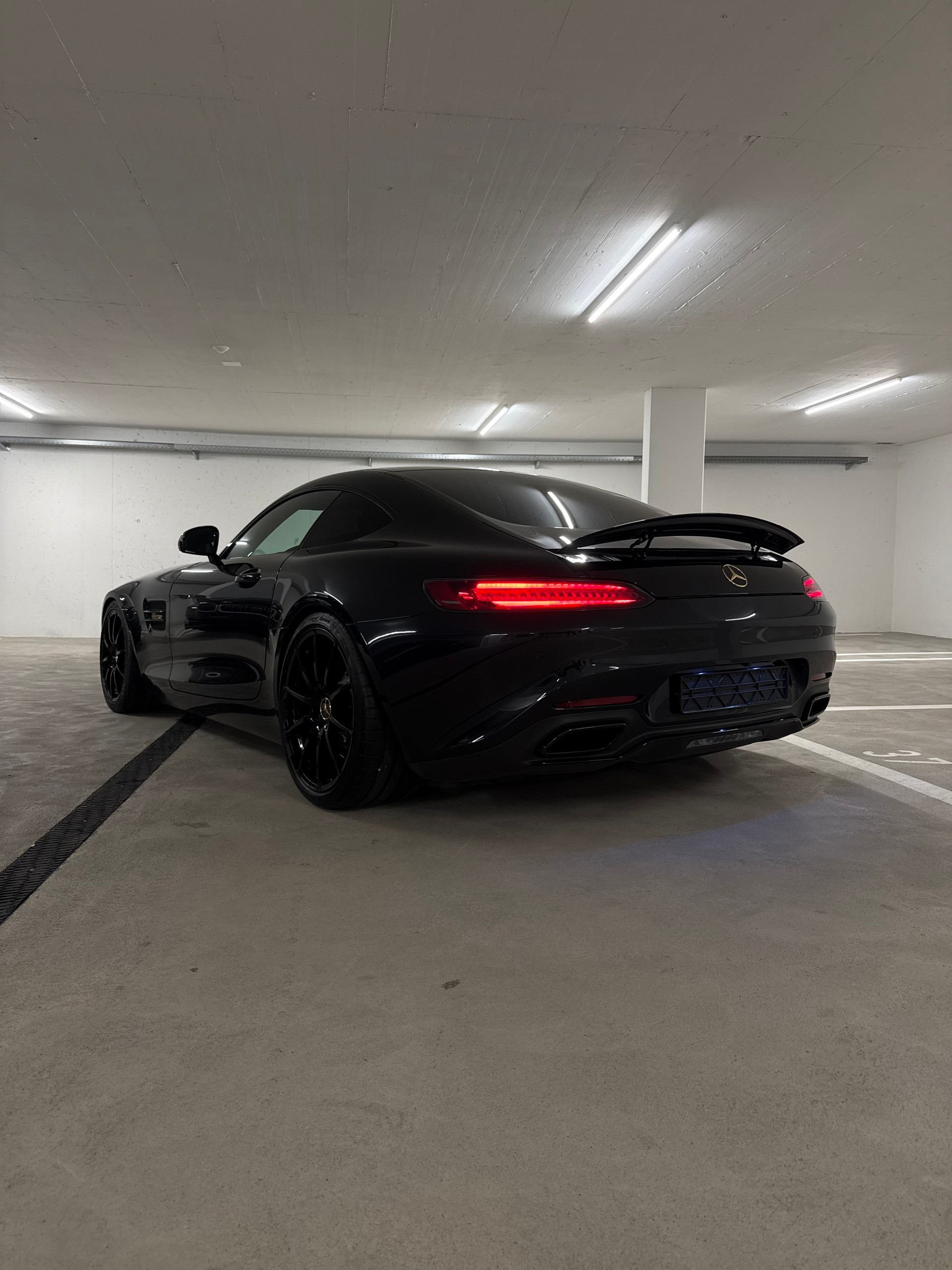 MERCEDES-BENZ AMG GT S Speedshift DCT-image-4