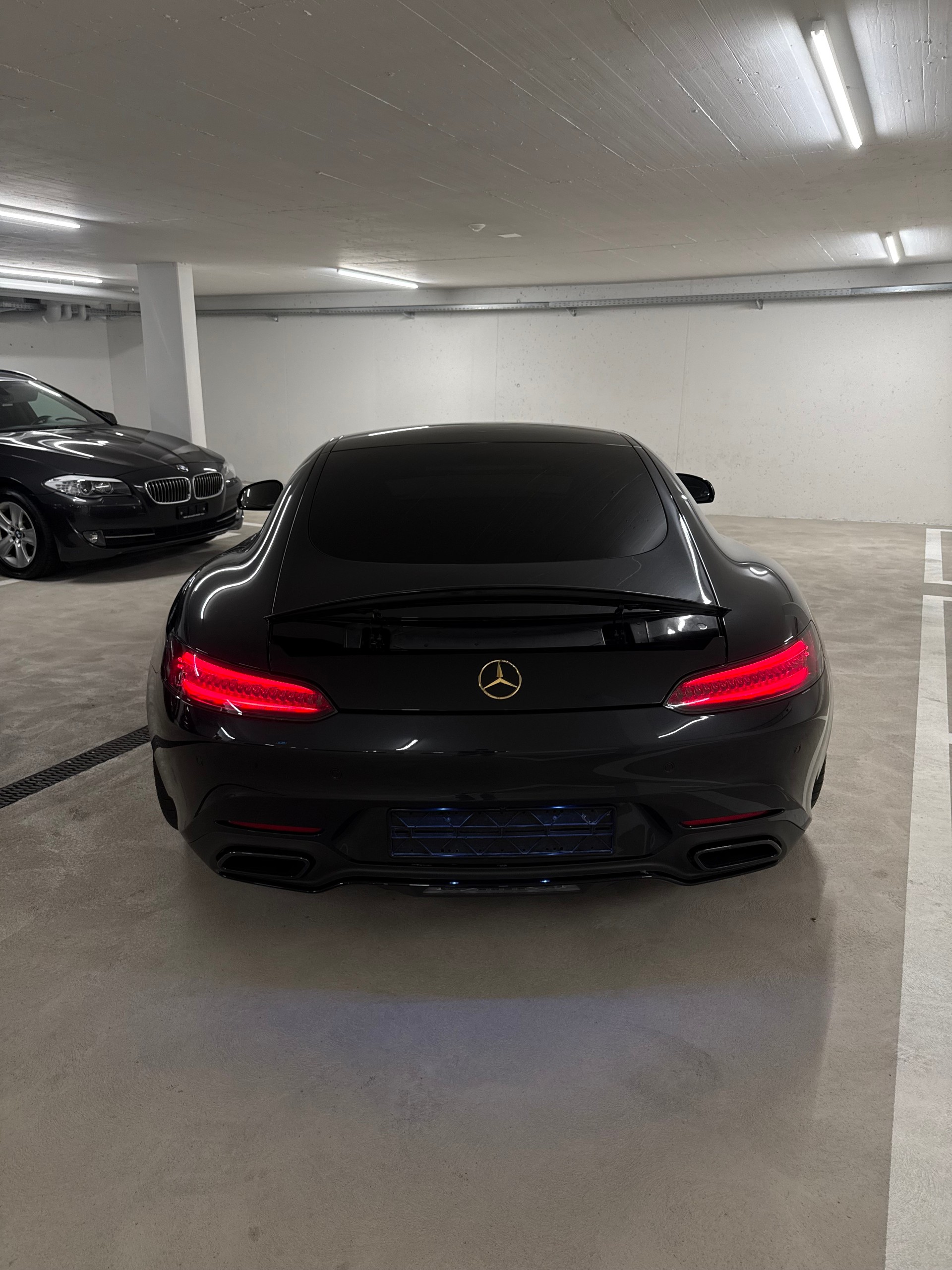 MERCEDES-BENZ AMG GT S Speedshift DCT-image-3