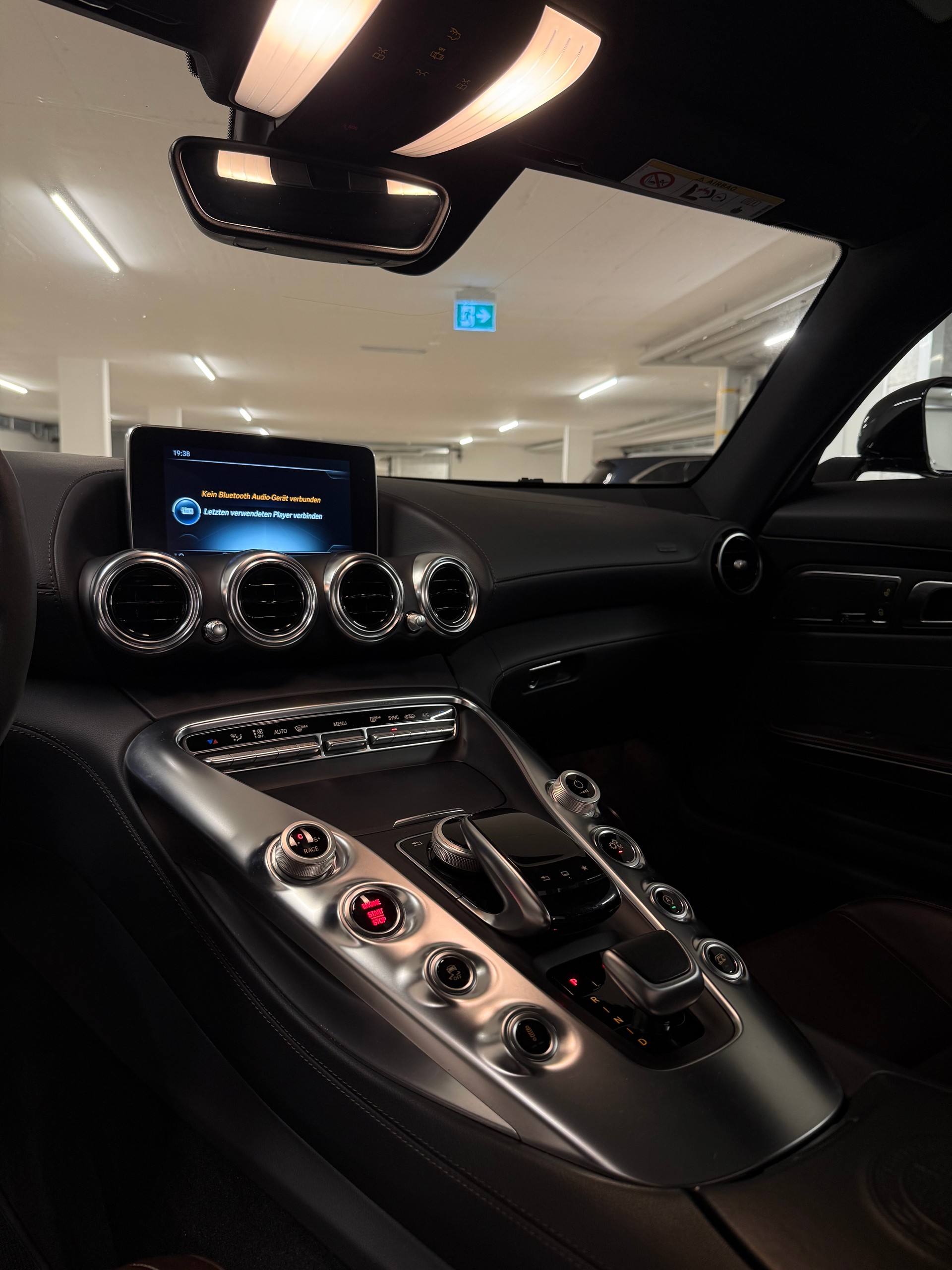 MERCEDES-BENZ AMG GT S Speedshift DCT-image-10