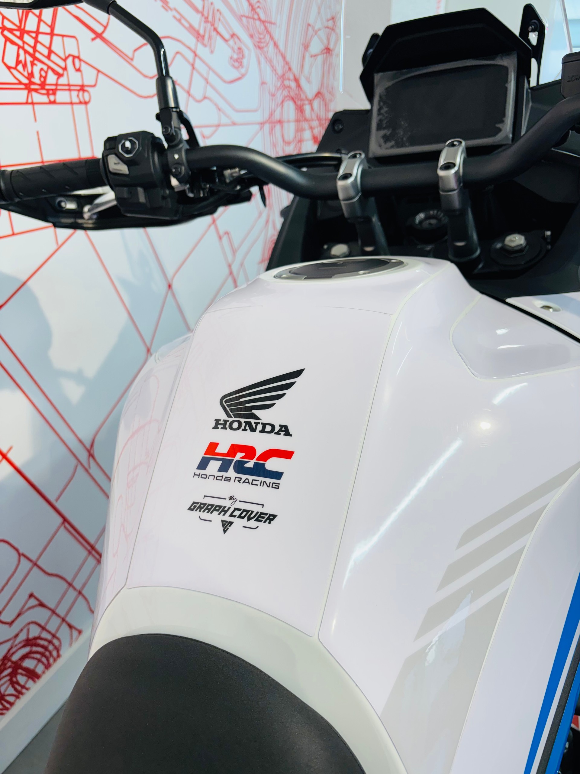 HONDA HRC Transalp 750 by BUGNON MOTOS E-Clutch-image-9