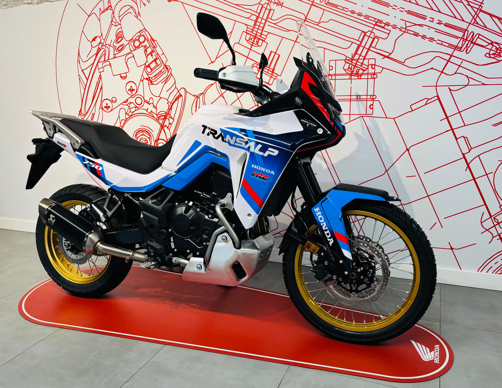 HONDA HRC Transalp 750 by BUGNON MOTOS-image-1