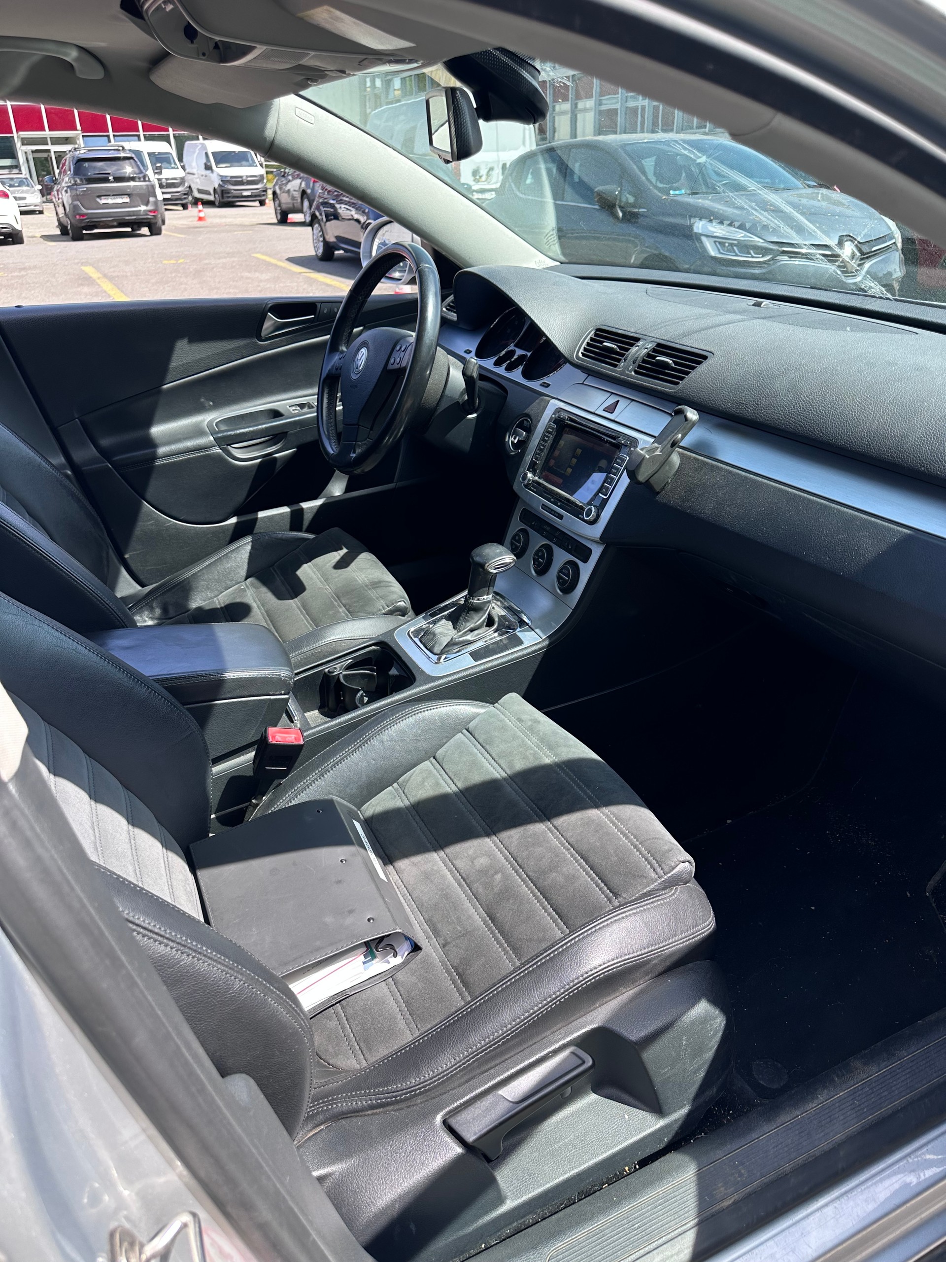 VW Passat Variant 1.8 TSI Sportline Tiptronic-image-9
