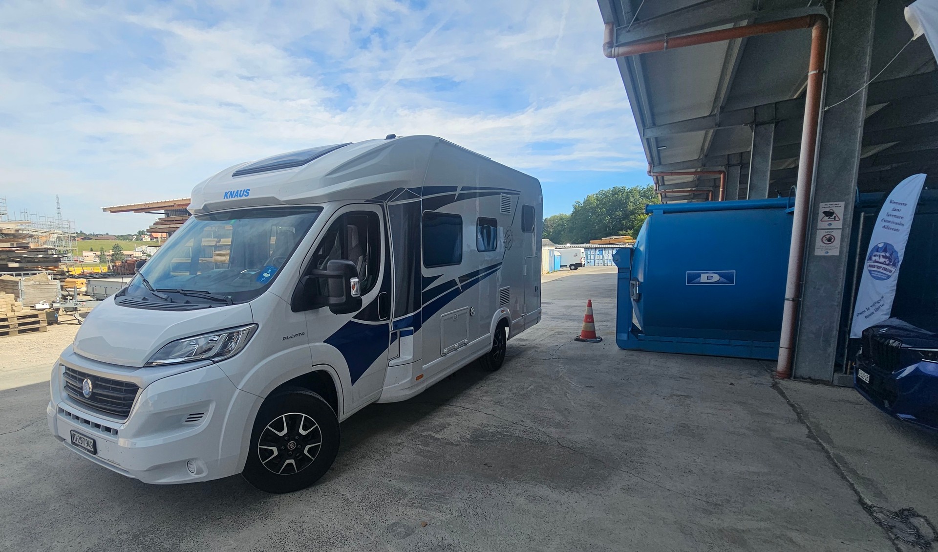KNAUS LiveWave 650 MG-showroom-element-3