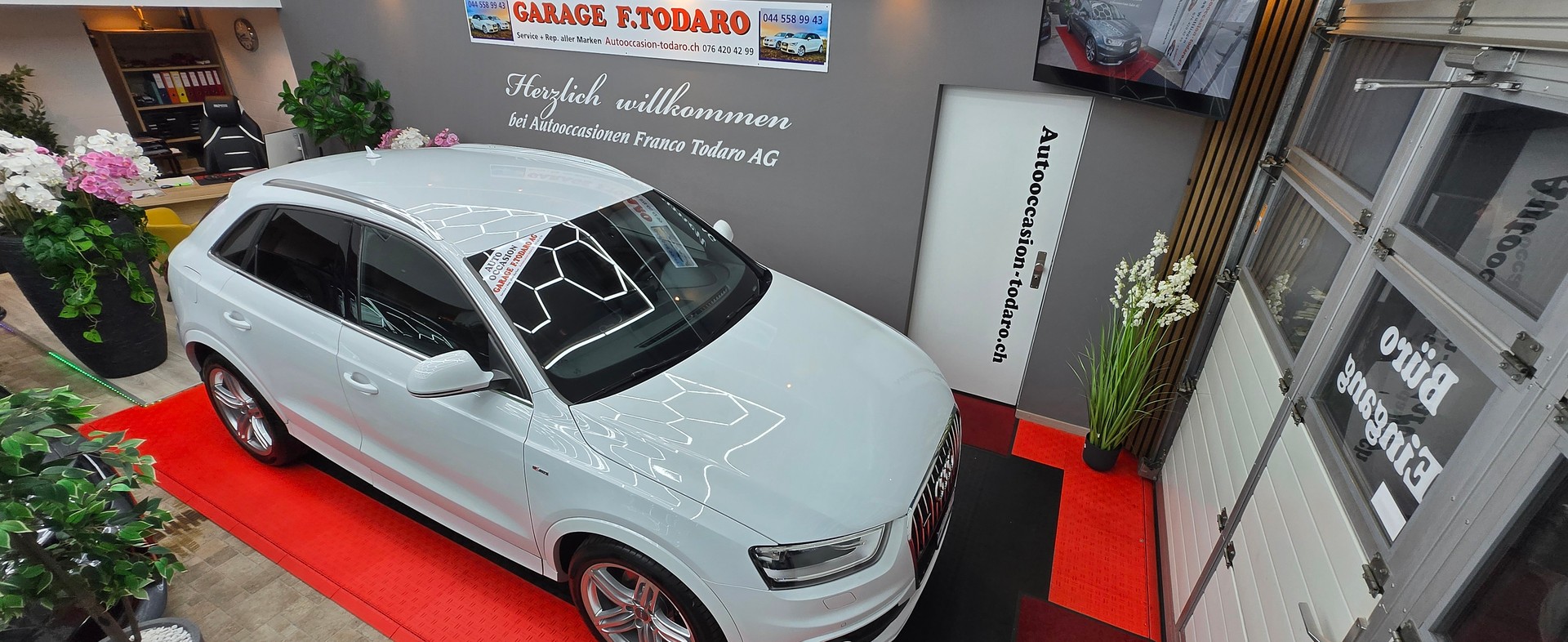 AUDI Q3 2.0 TFSI quattro S-tronic-image-5