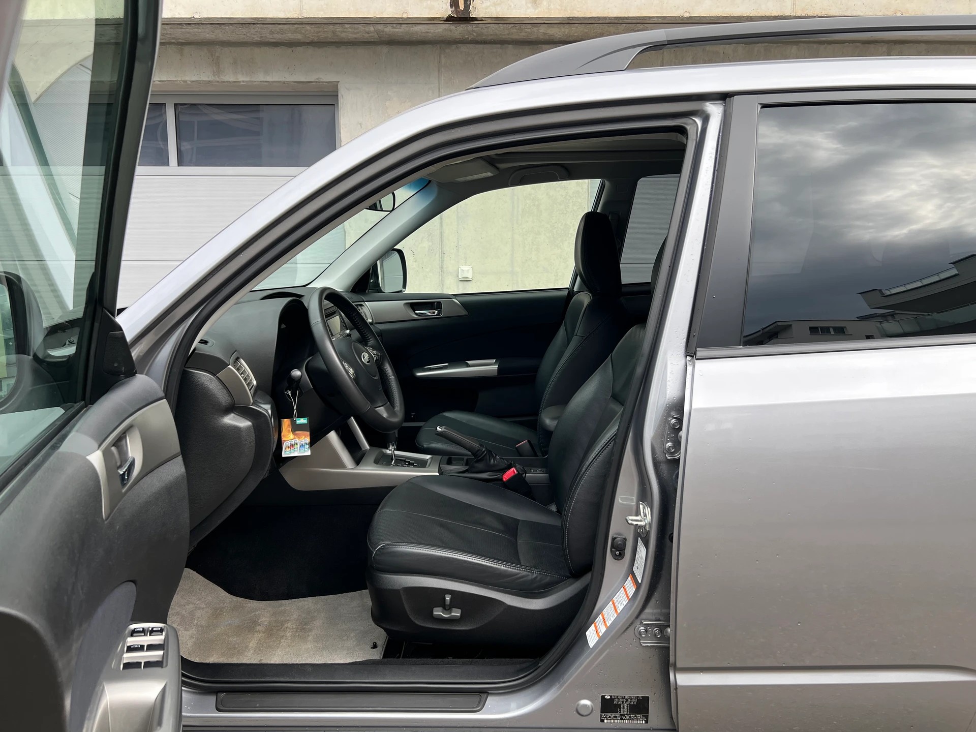SUBARU Forester 2.5XS Special Edition Automatic 1.Hand *Km garantiert*-image-9