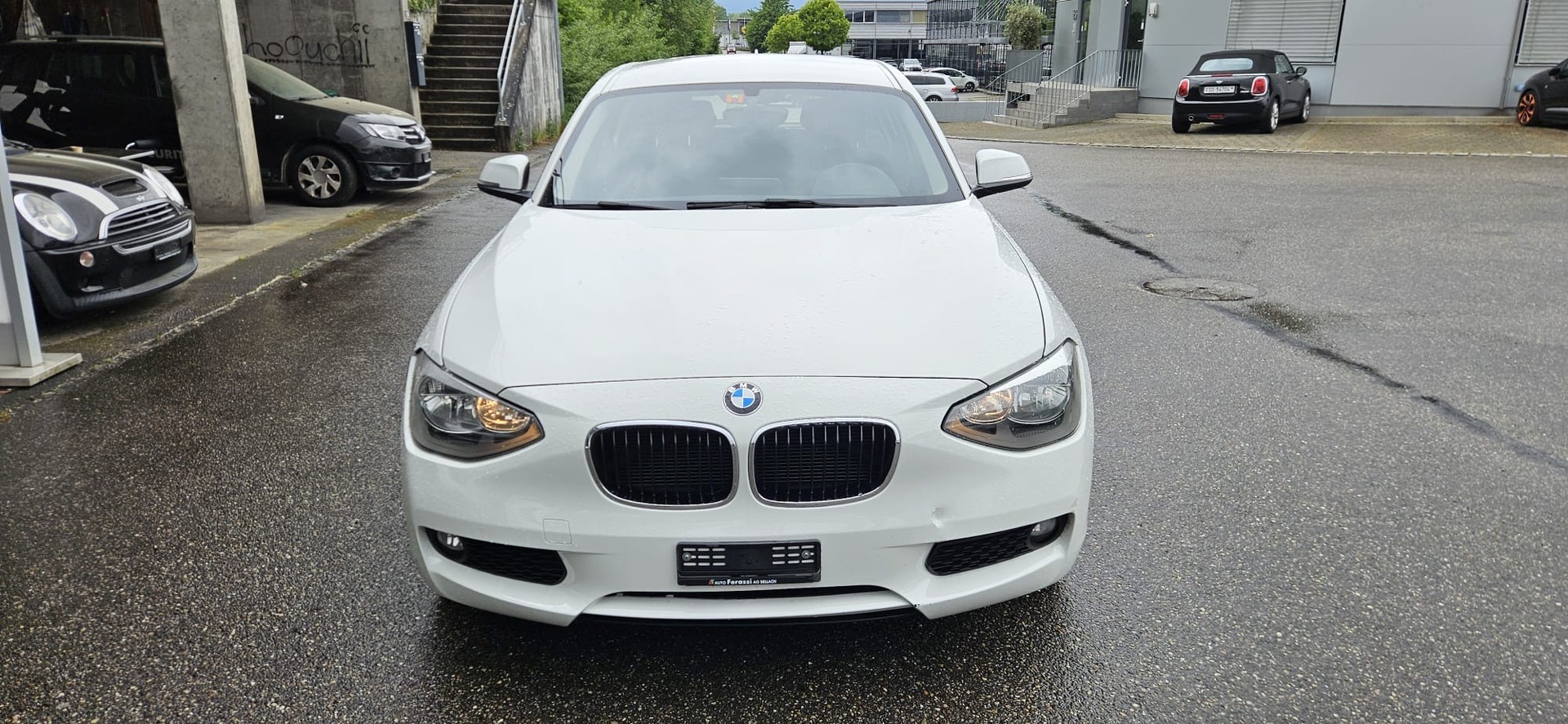 BMW 116i-image-0