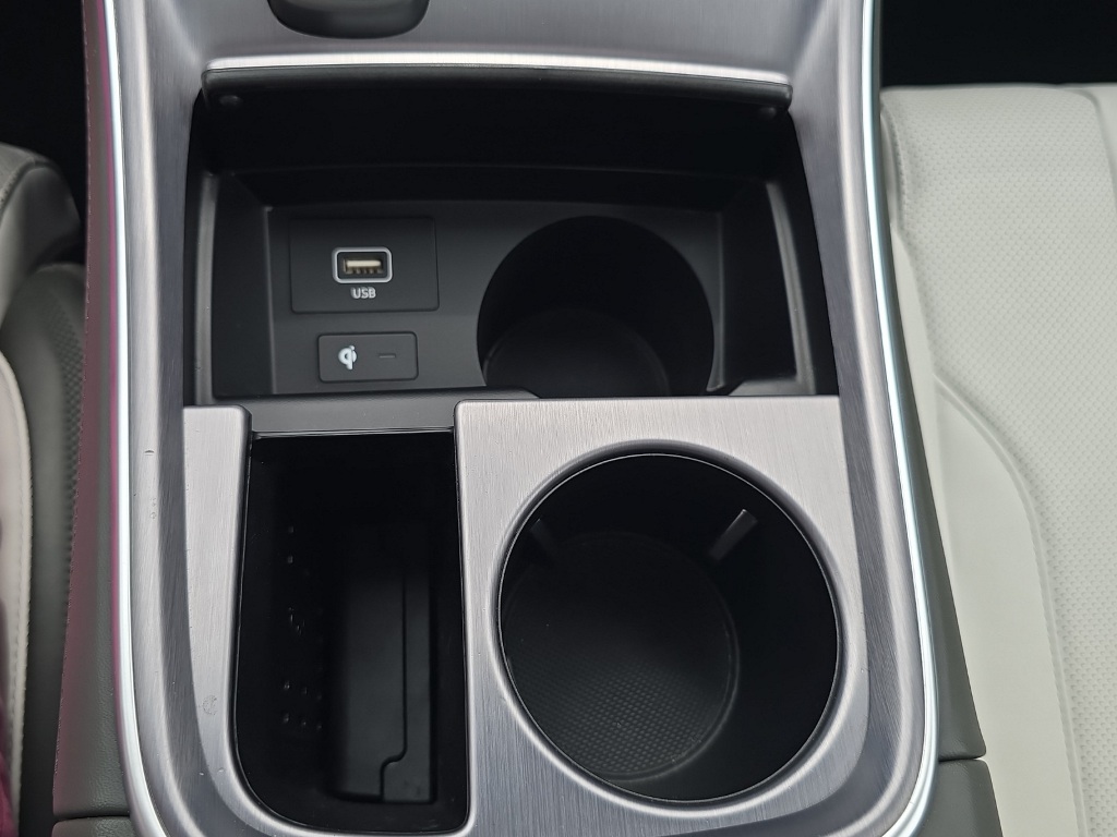 HYUNDAI Santa Fe 1.6 T-GDi PHEV Vertex-image-27